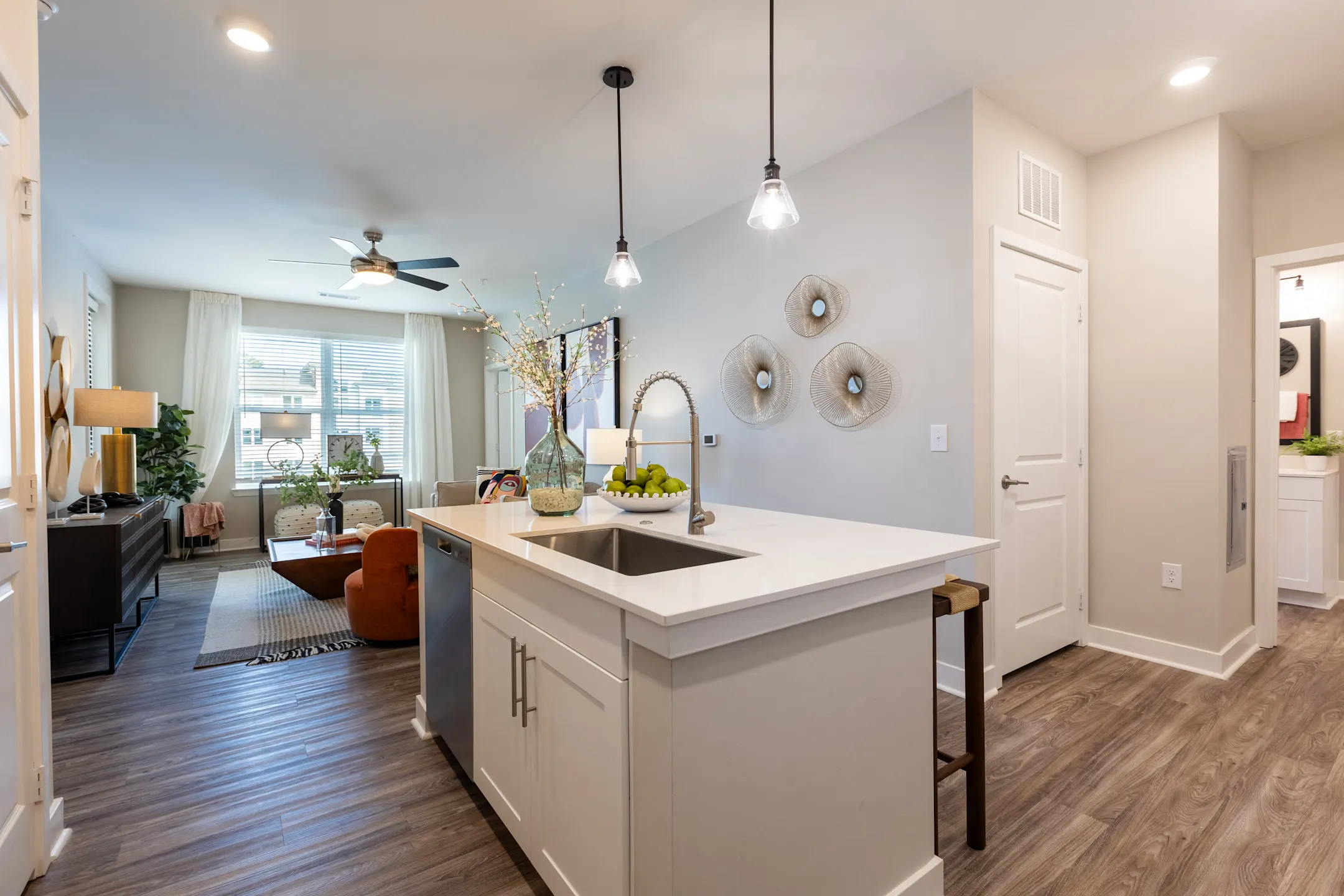 Bainbridge Cary Apartments Cary, NC 27513