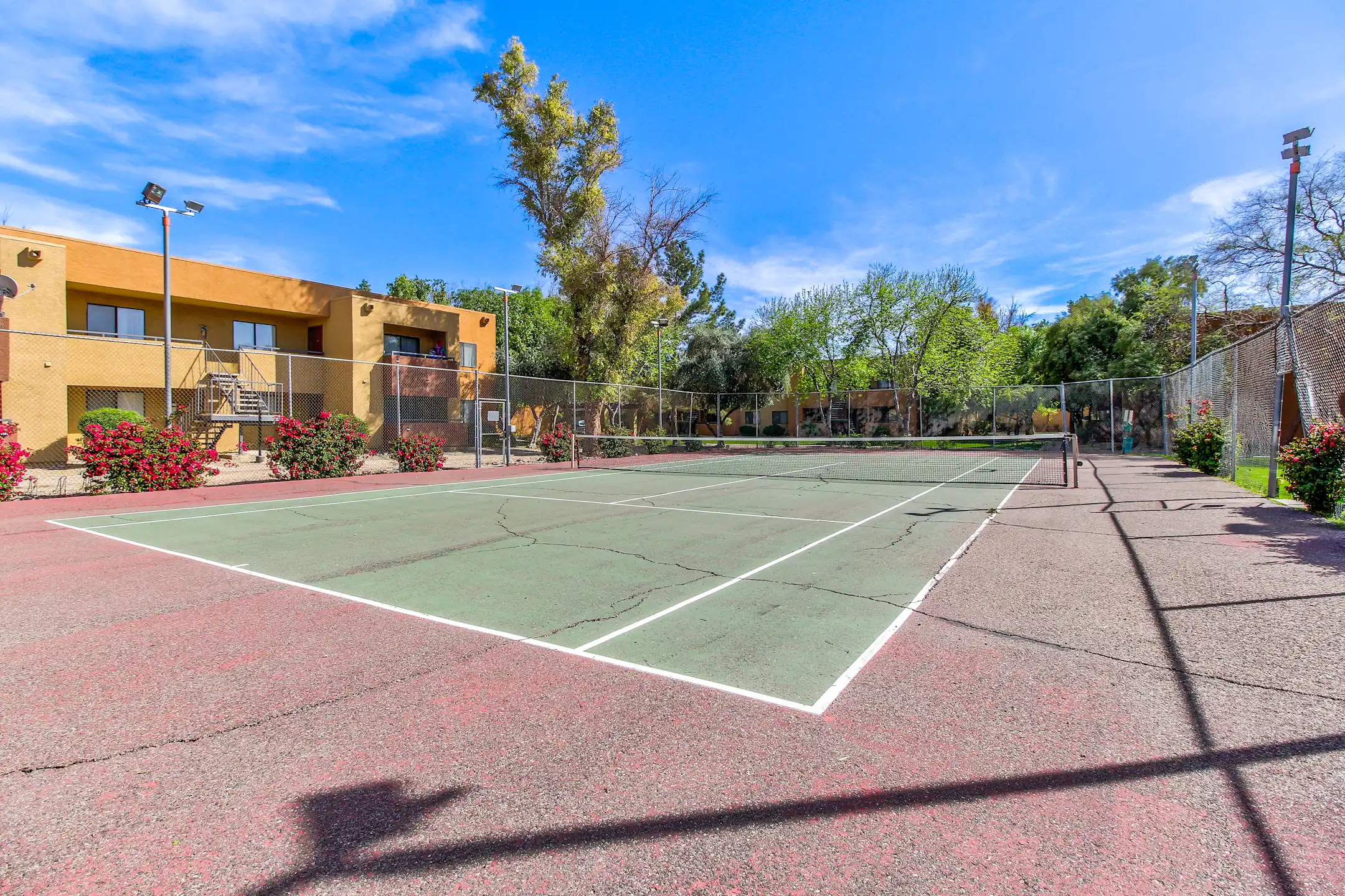 Union Hills Estates 4101 W Union Hls Dr Glendale, AZ Apartments for