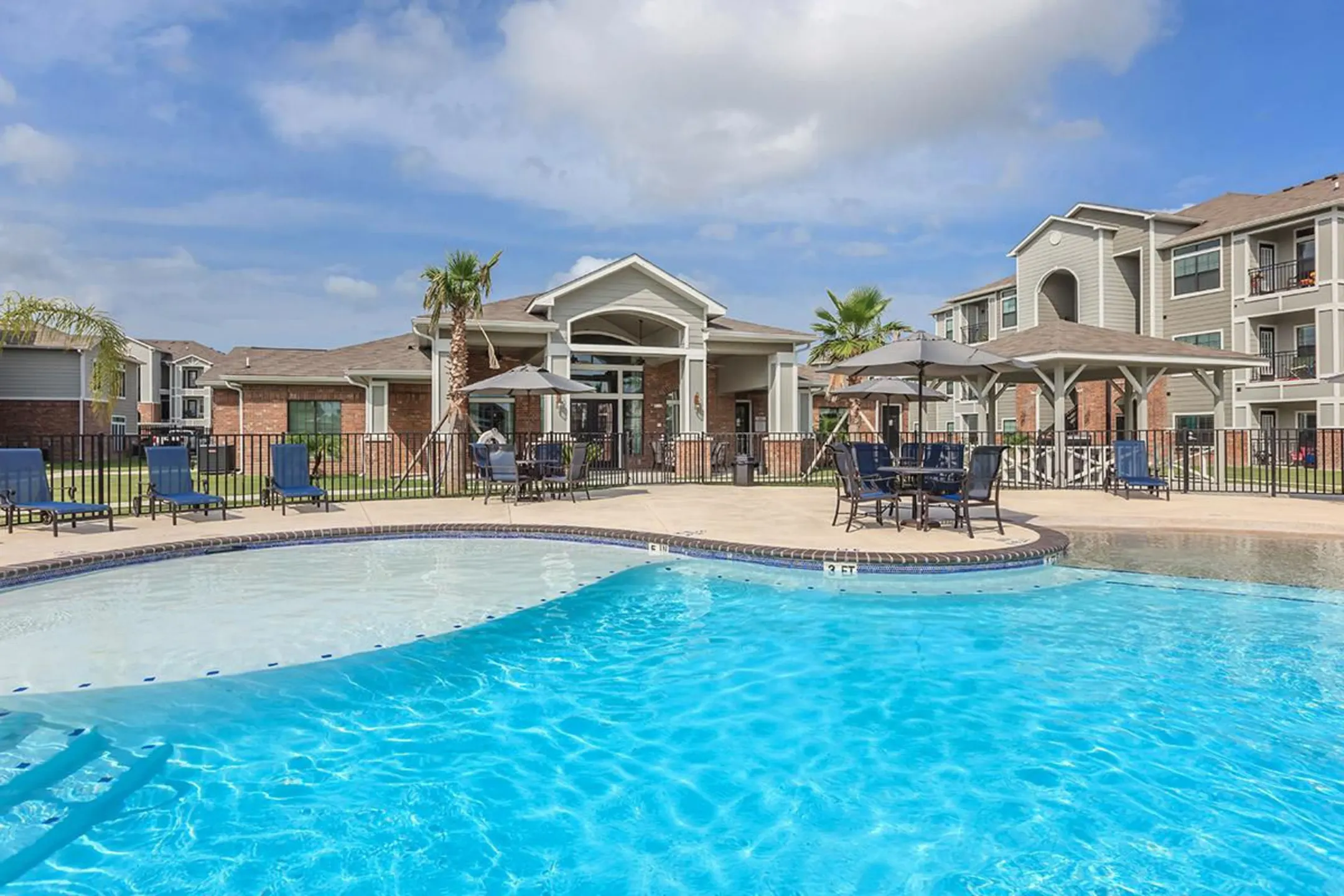 Pool - The Colony Apartments - Victoria, TX
