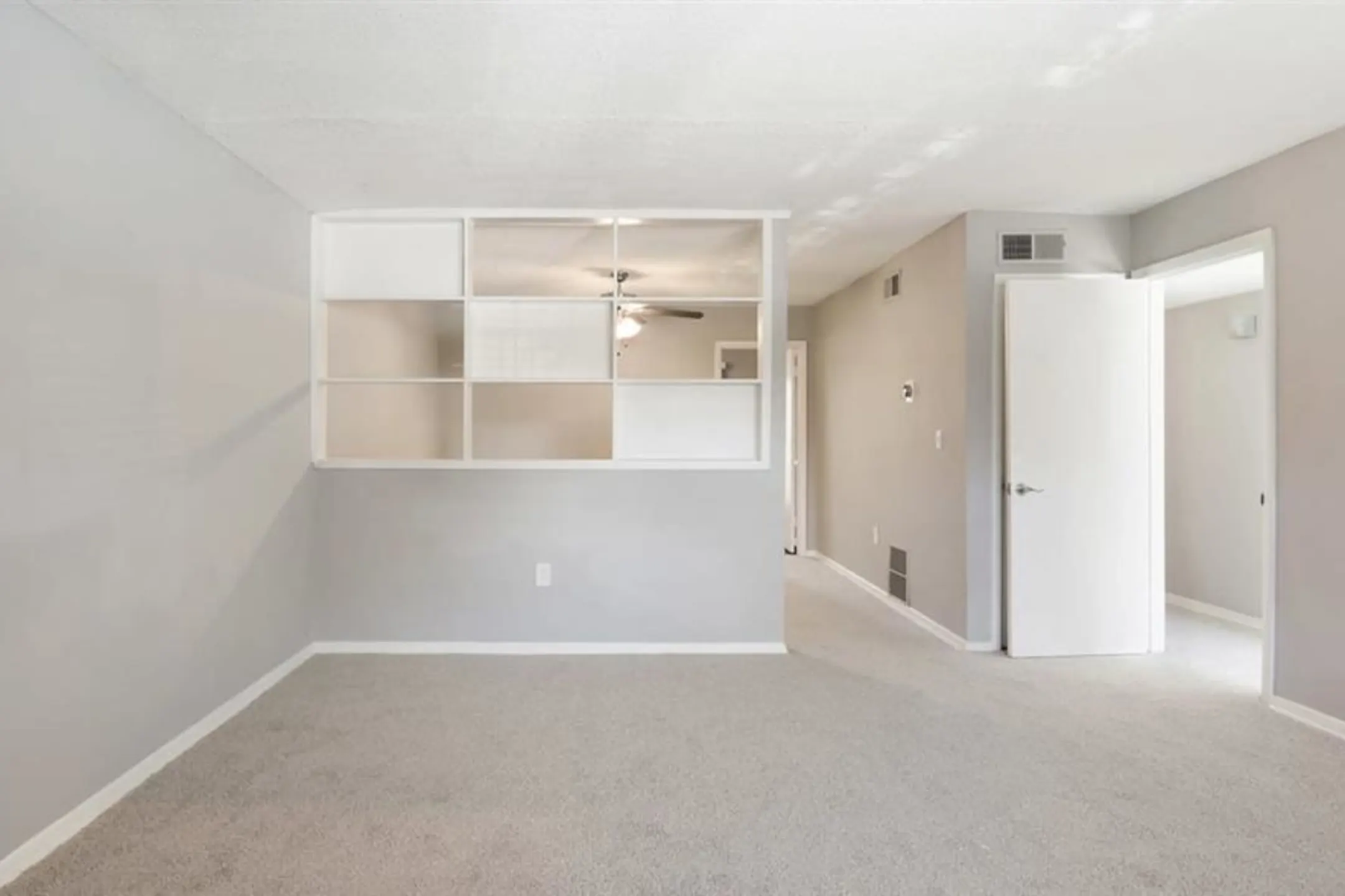 Summit Embry Hills Apartments Atlanta, GA 30340