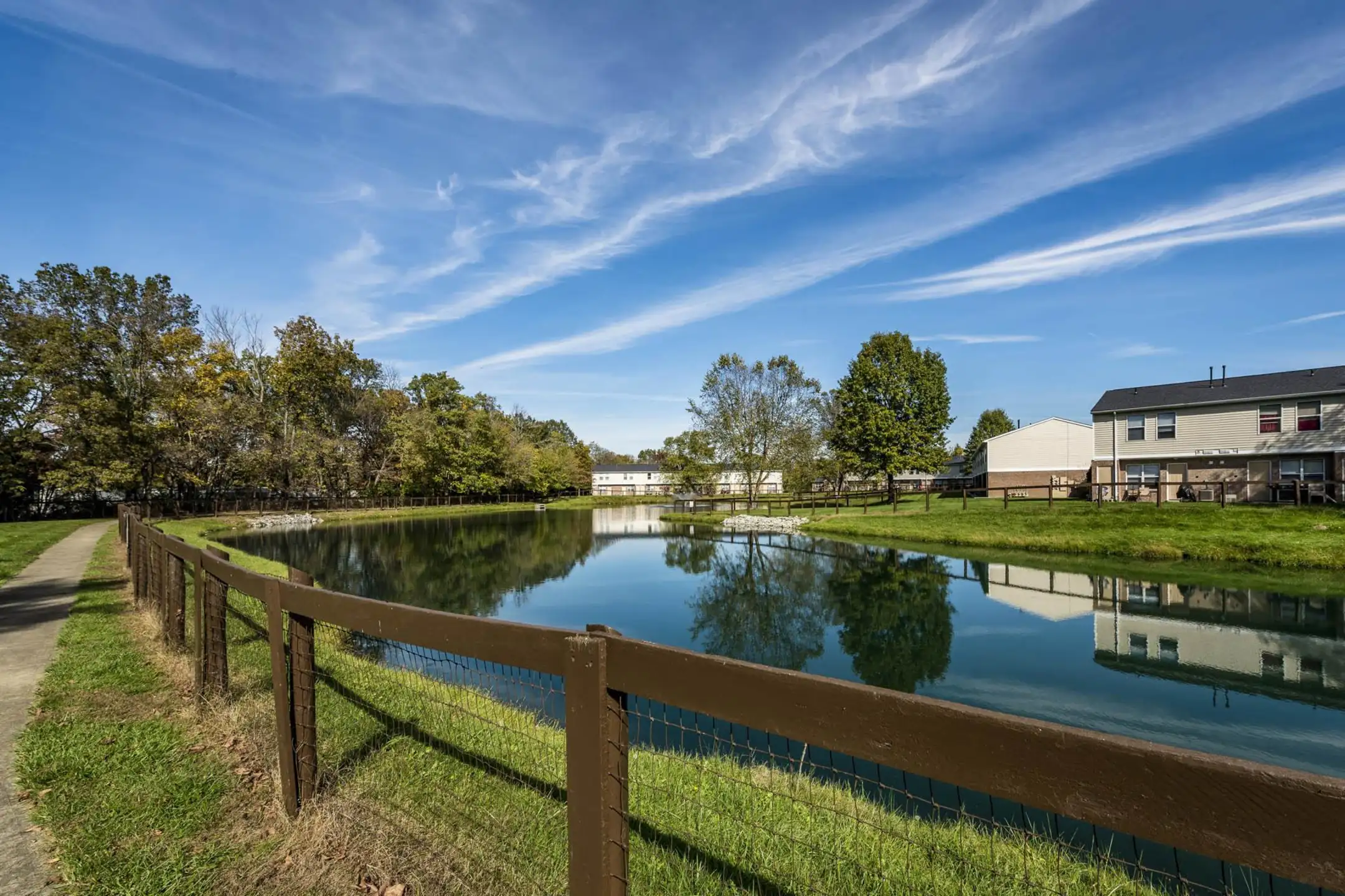 MeadowView Townhomes Apartments Goshen, OH 45122