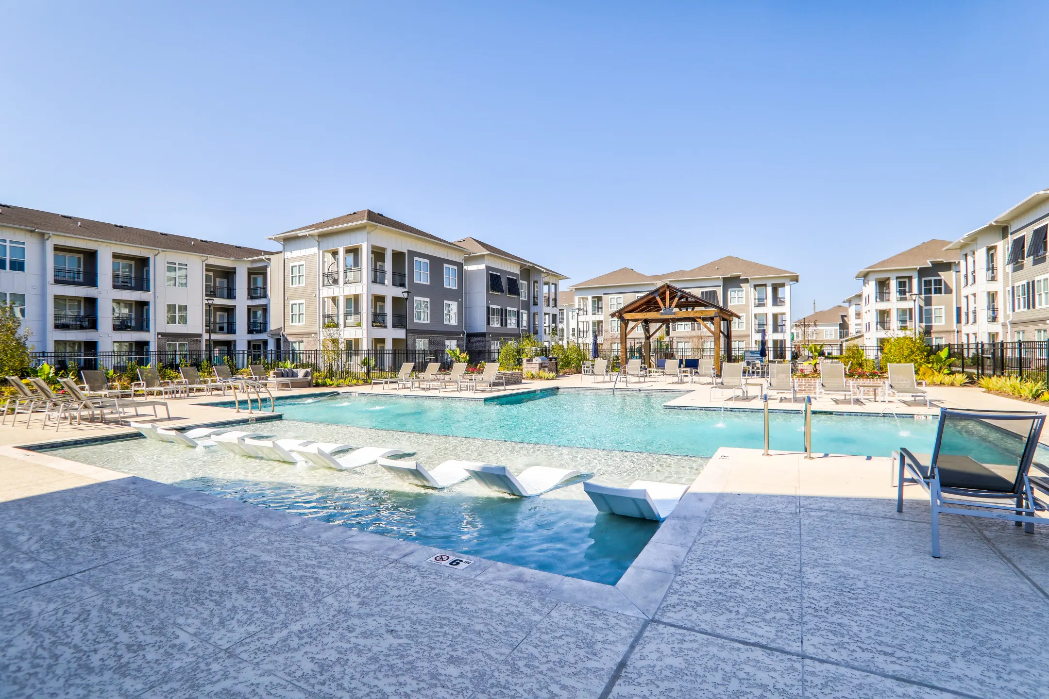 Pool - Sweetwater Apartments - Addis, LA