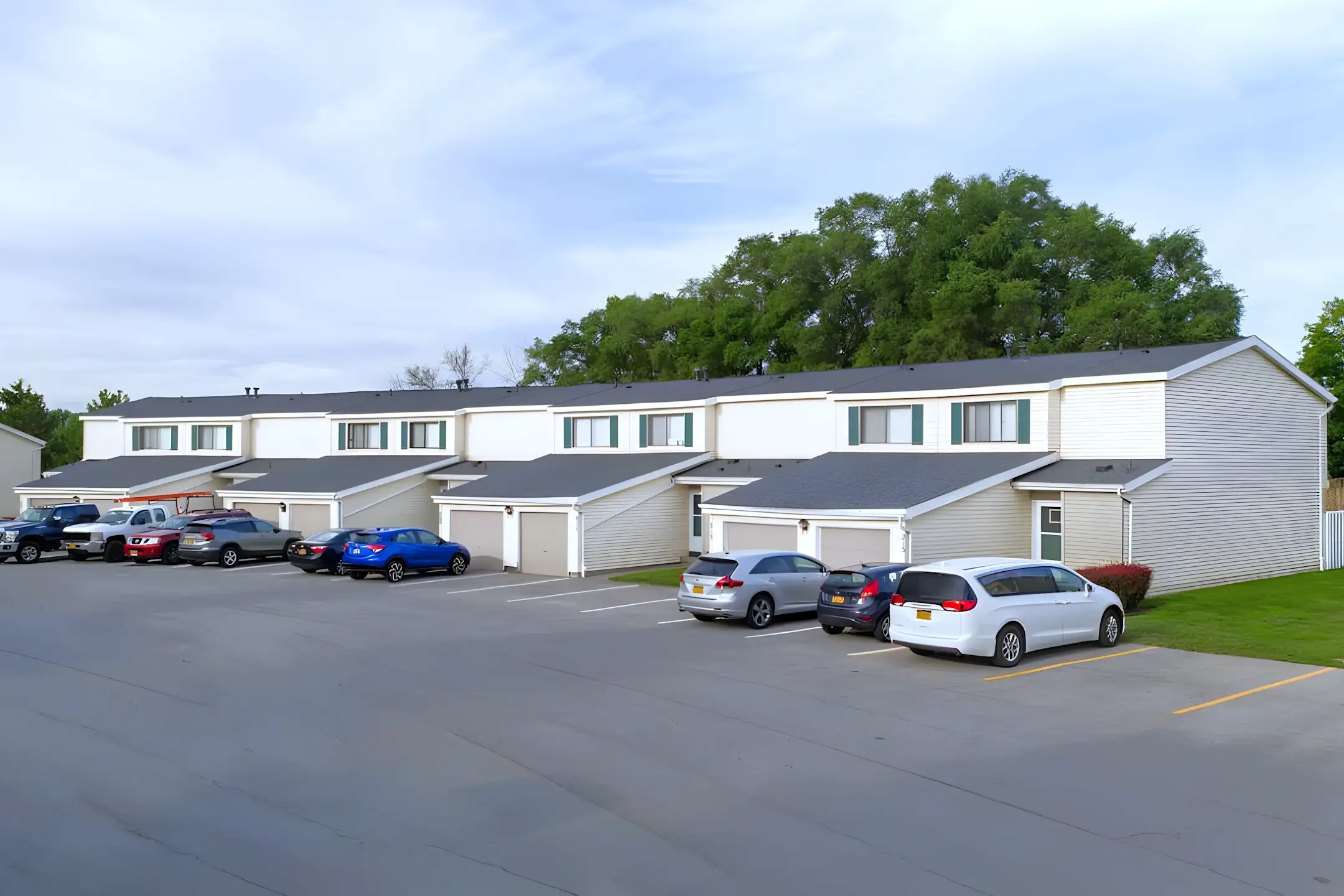 Woodgate Place Apartments Spencerport, NY 14559