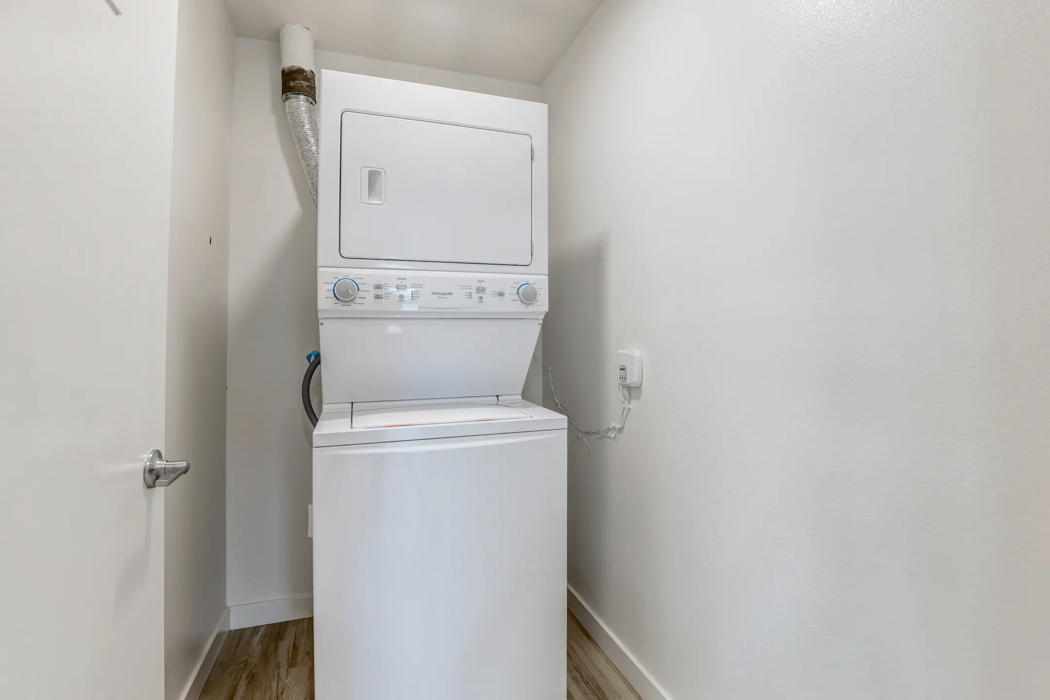 Rising Sun Apartments 4210 Spring Street La Mesa, CA Apartments for