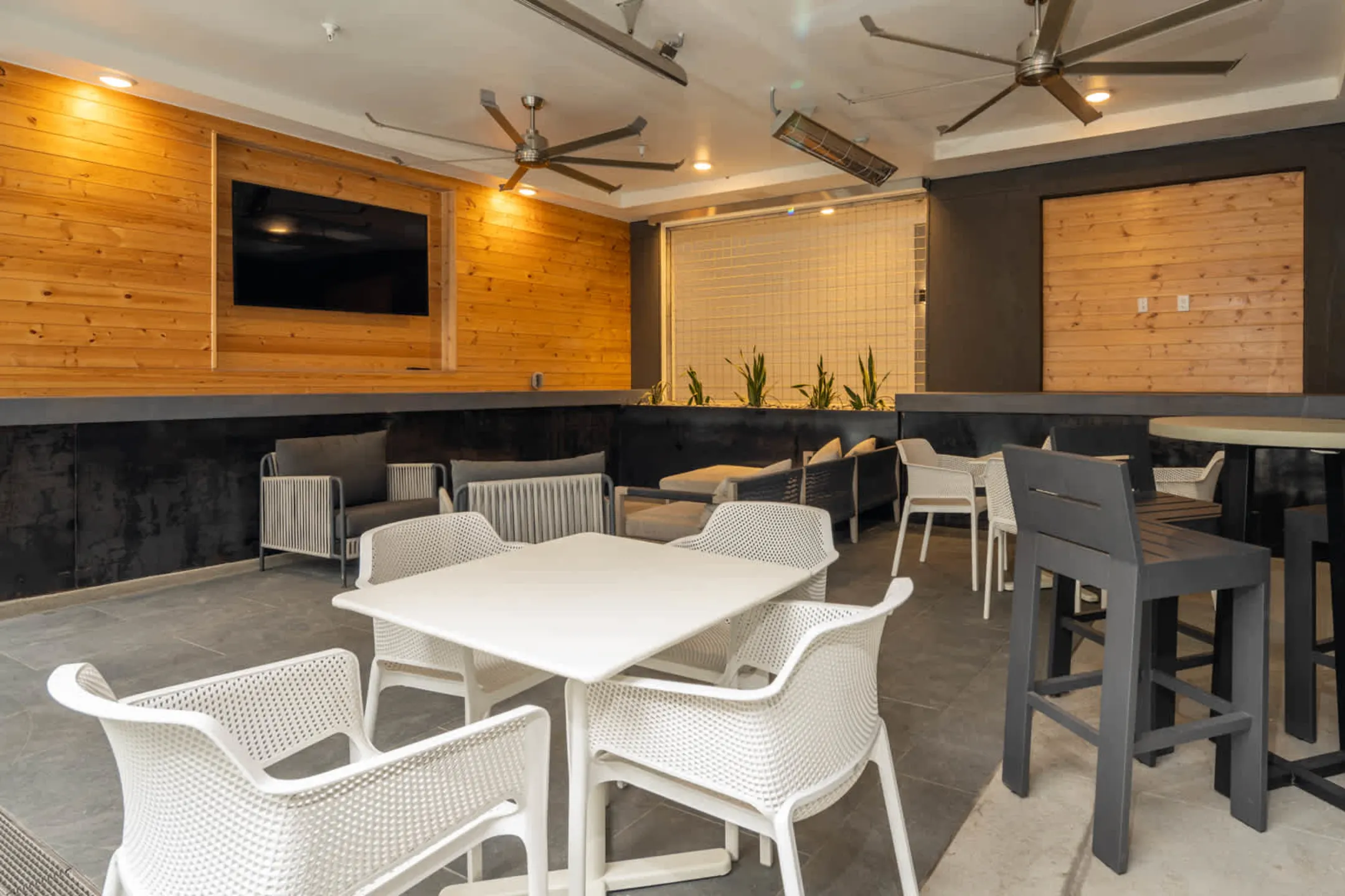 The Weaver Apartments Austin, TX 78702