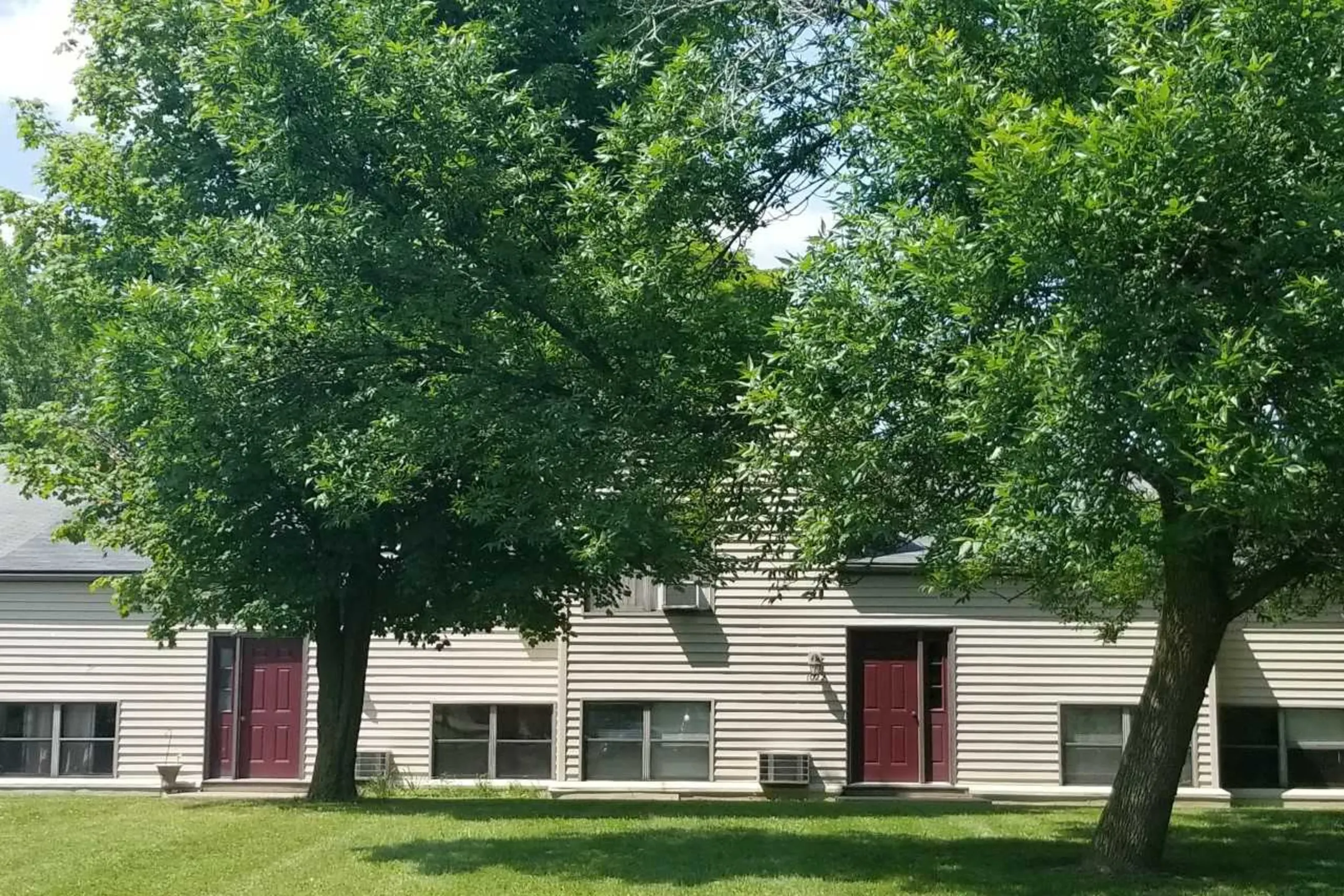 Woodhill Apartments Newark, NY 14513