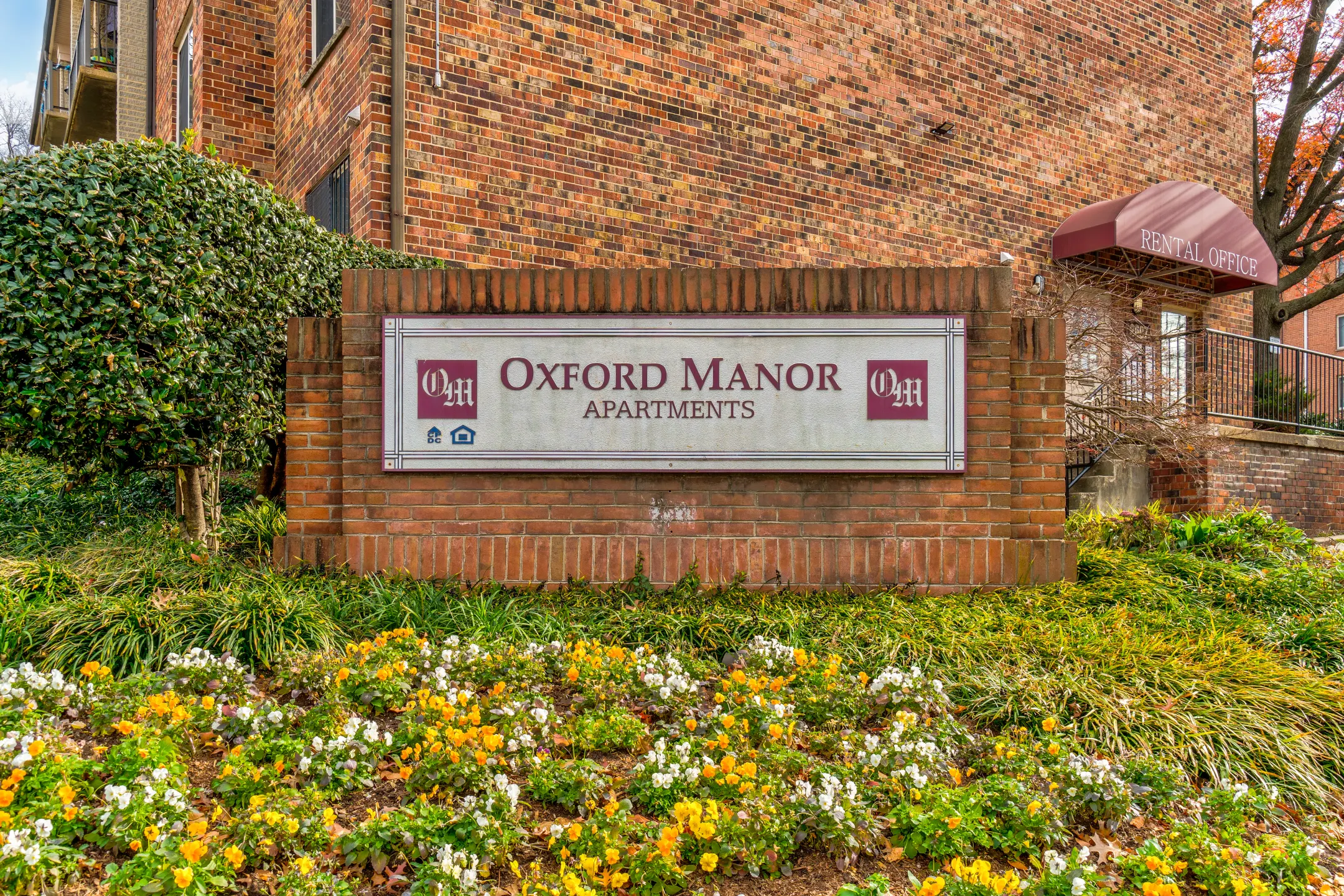 Community Signage - Oxford Manor - Washington, DC