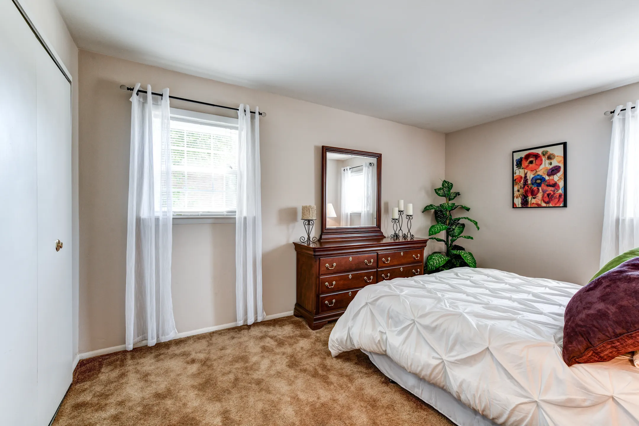 Bedroom - Abbey Walk - Newark, DE