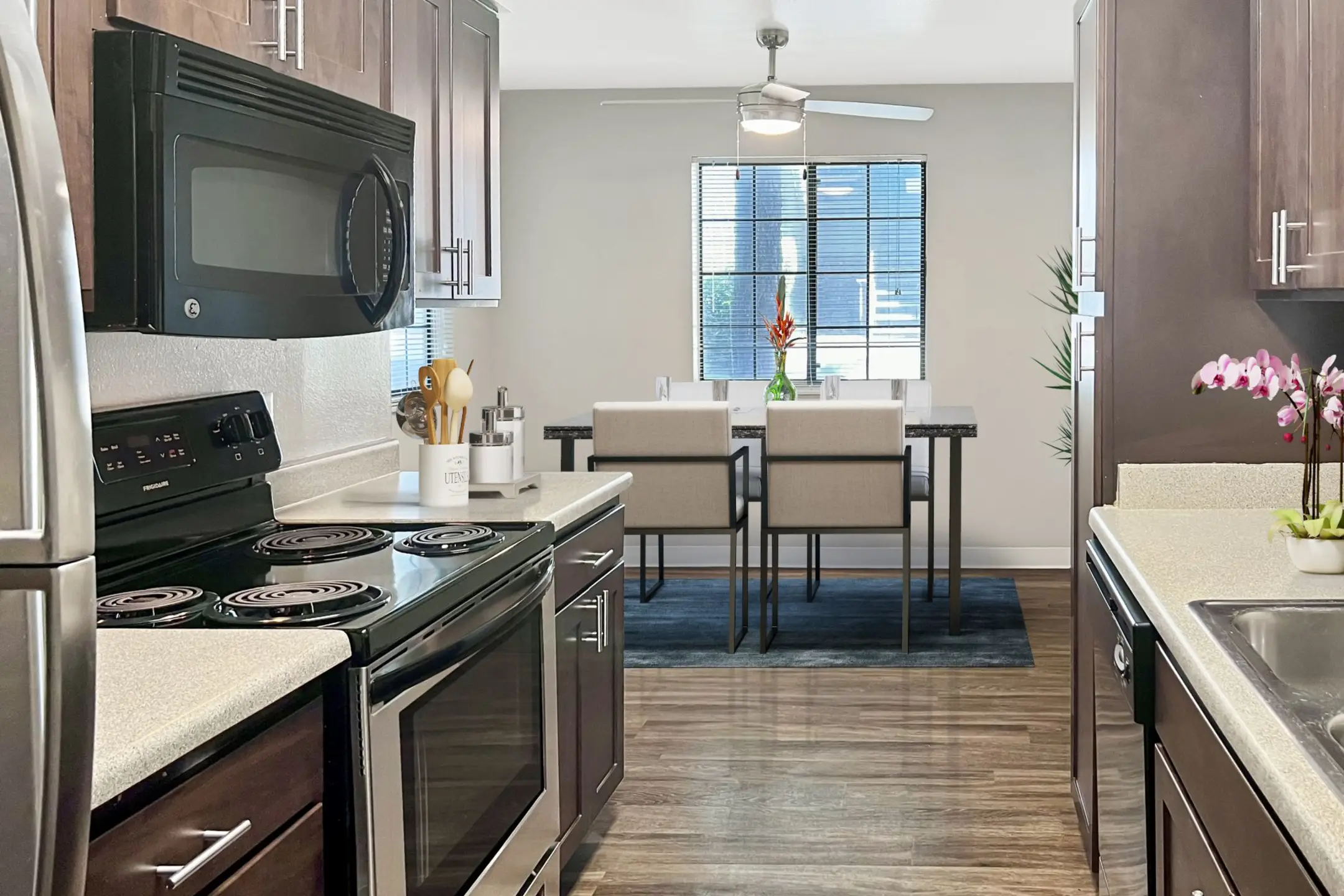 Royal Ridge Apartments Midvale, UT 84047