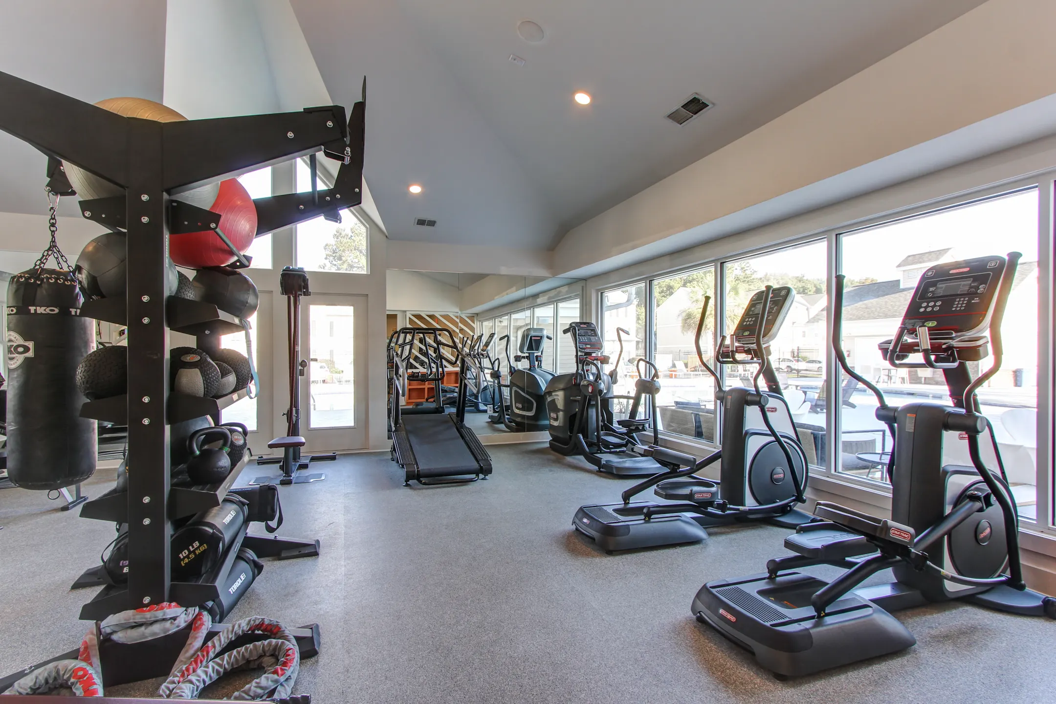 Fitness Weight Room - The Rowan - Columbia, SC