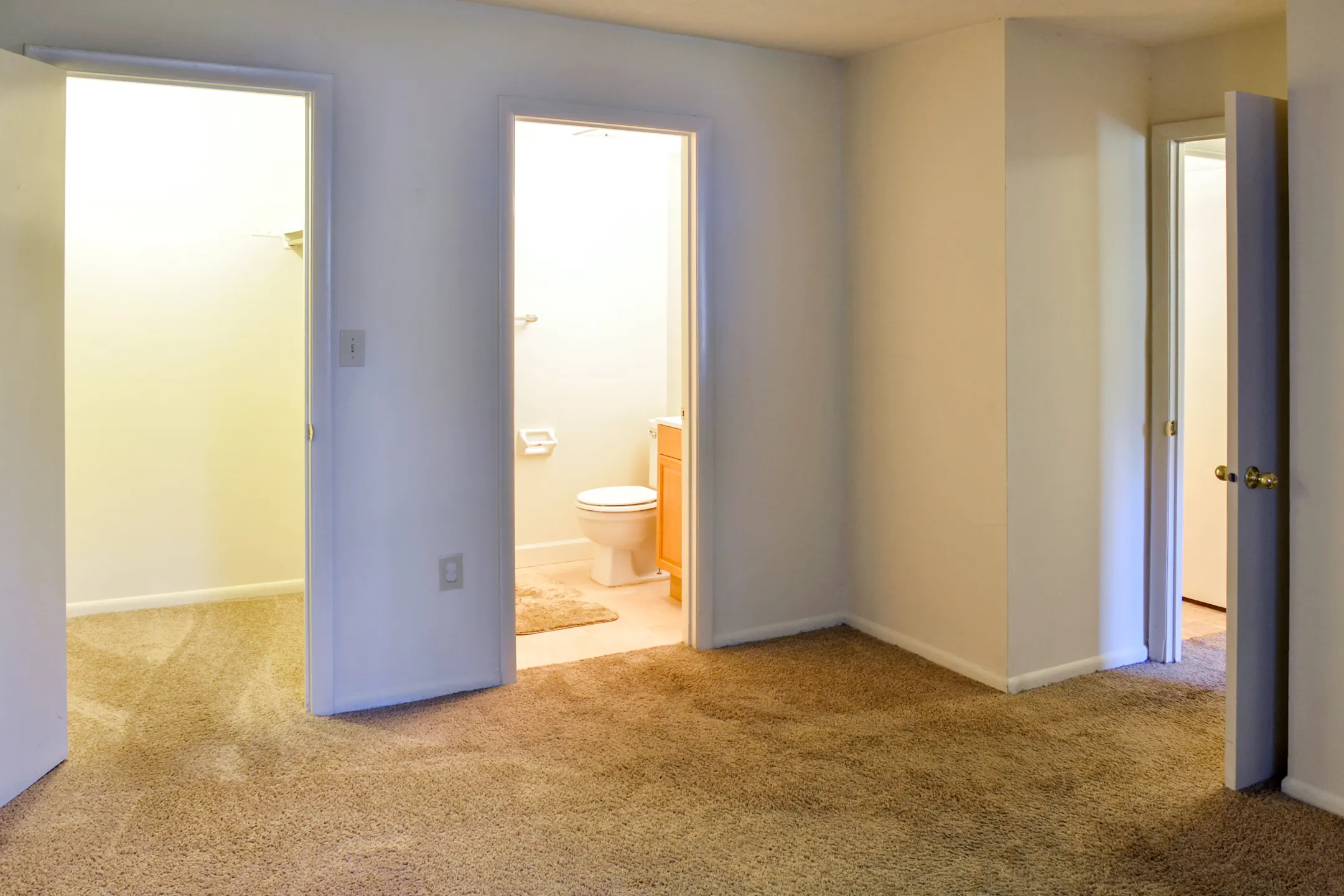 Anderson Square Apartments 1100 King Louis Ct Cincinnati, OH for