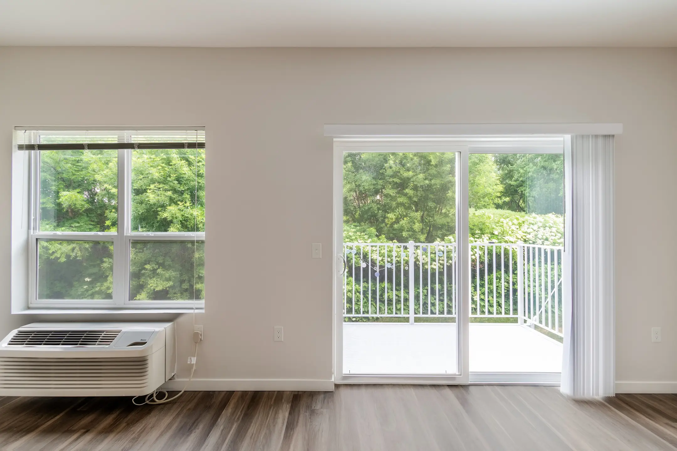 Patio / Deck - Technology Park Apartments - Rochester, MN