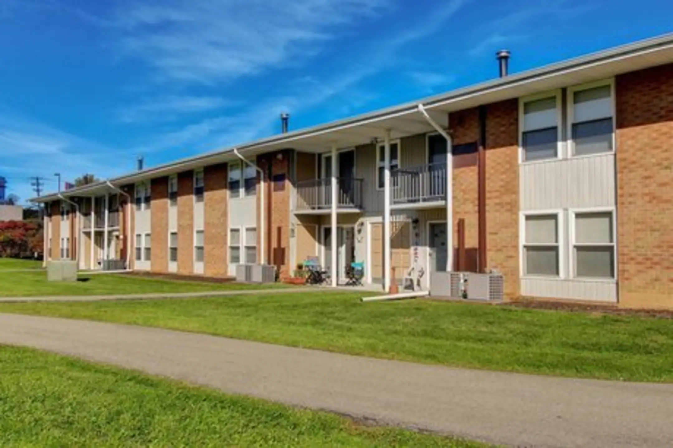 Westgate Apartments - 1935 Merry Pl | Indiana, PA for Rent | Rent.