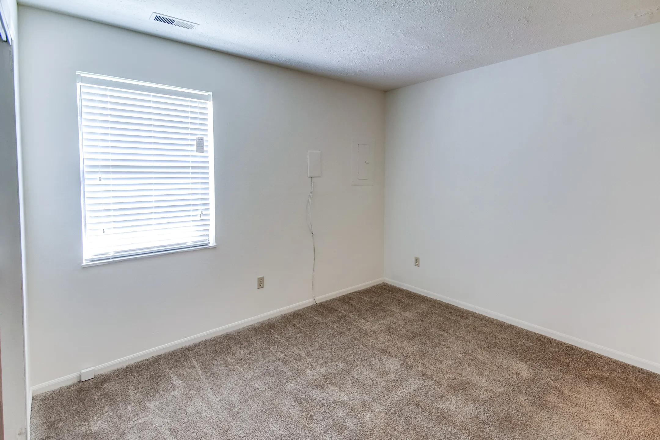 Bedroom - Sandstone Court - Greenwood, IN
