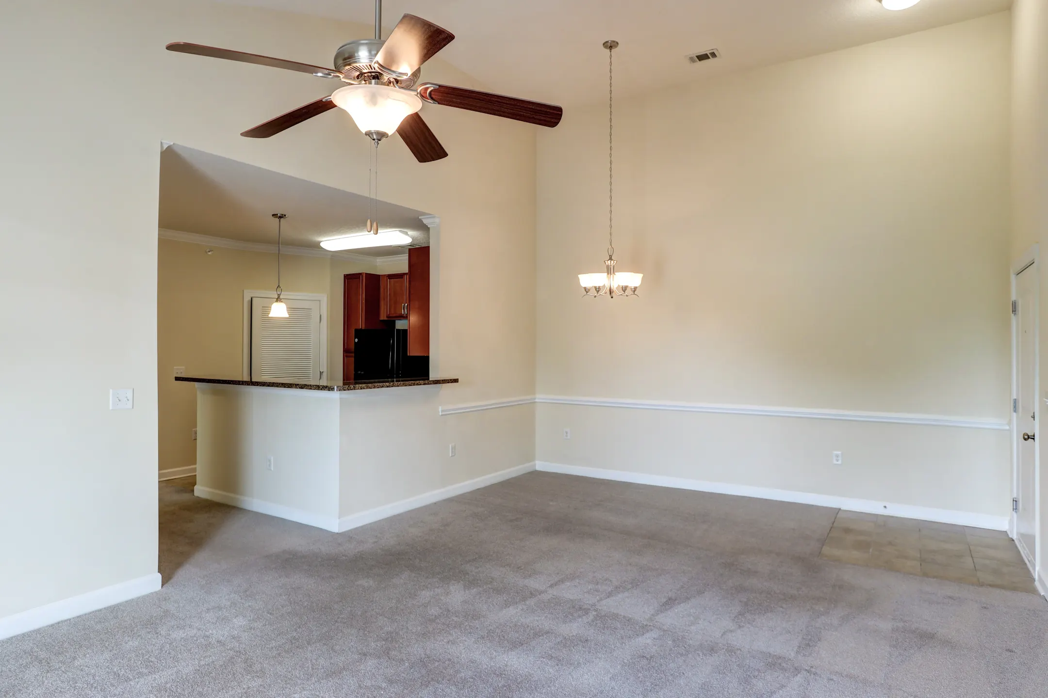 Seasons At Cane Creek Apartments Fletcher, NC 28732