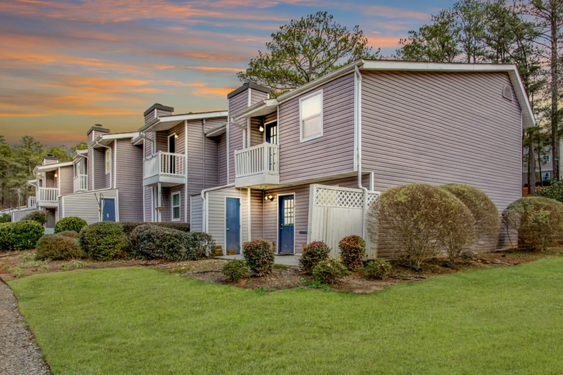 Elliot Roswell 1450 Raintree Dr Roswell, GA Apartments for Rent Rent.