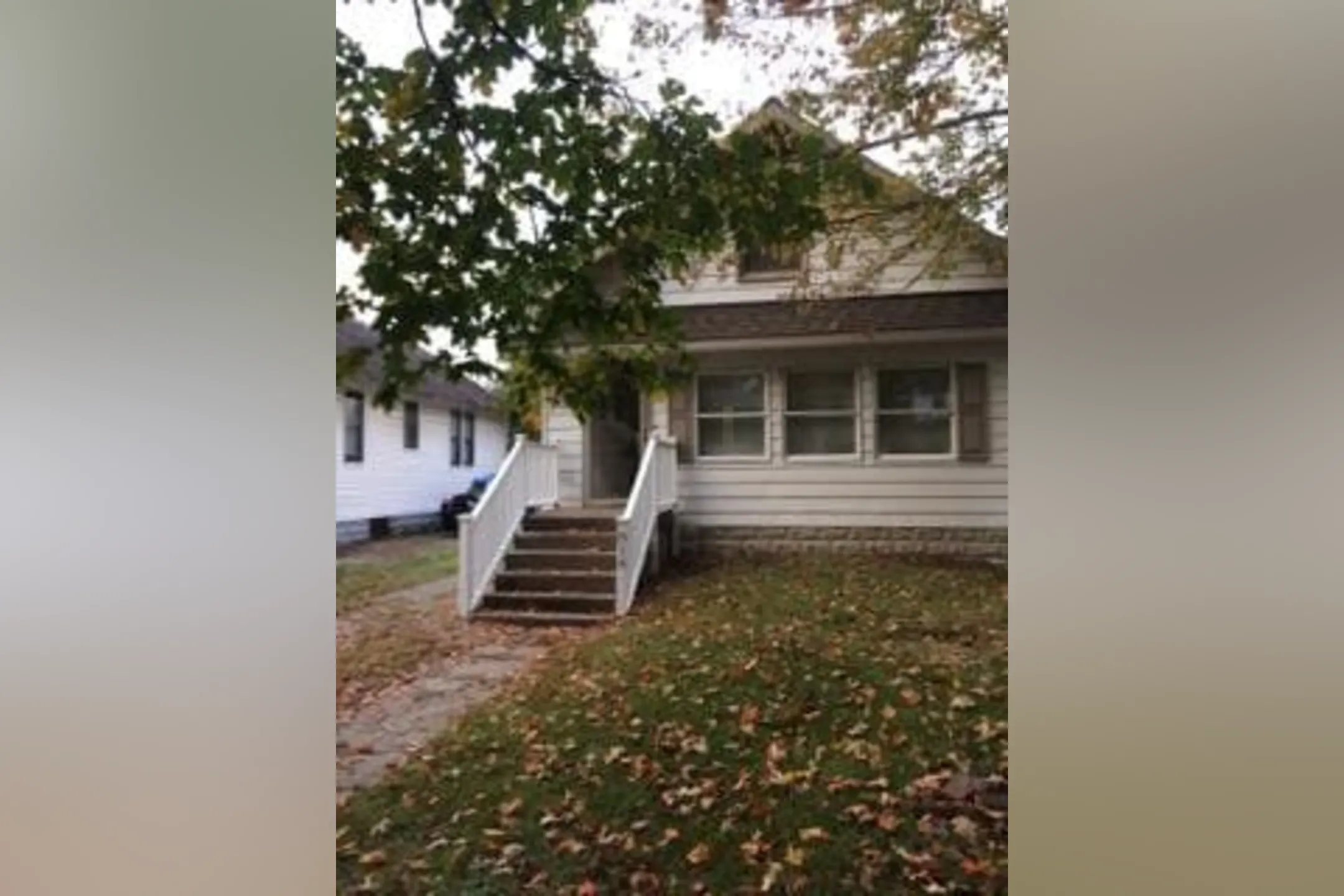 Goebel Properties 728 N. Cross Pointe Evansville, IN Apartments for