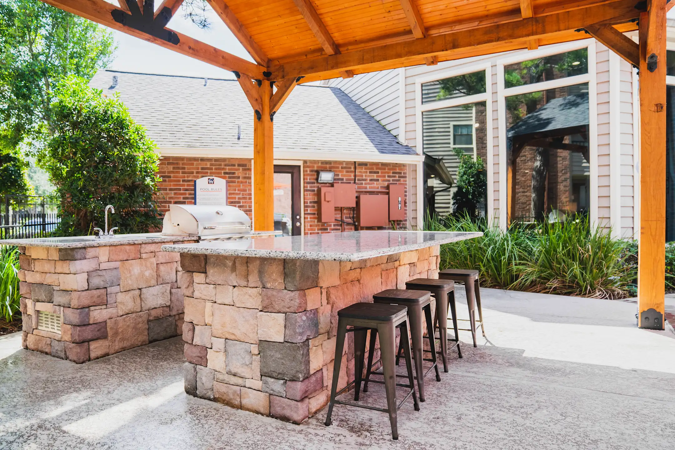 Westchase Creek Apts