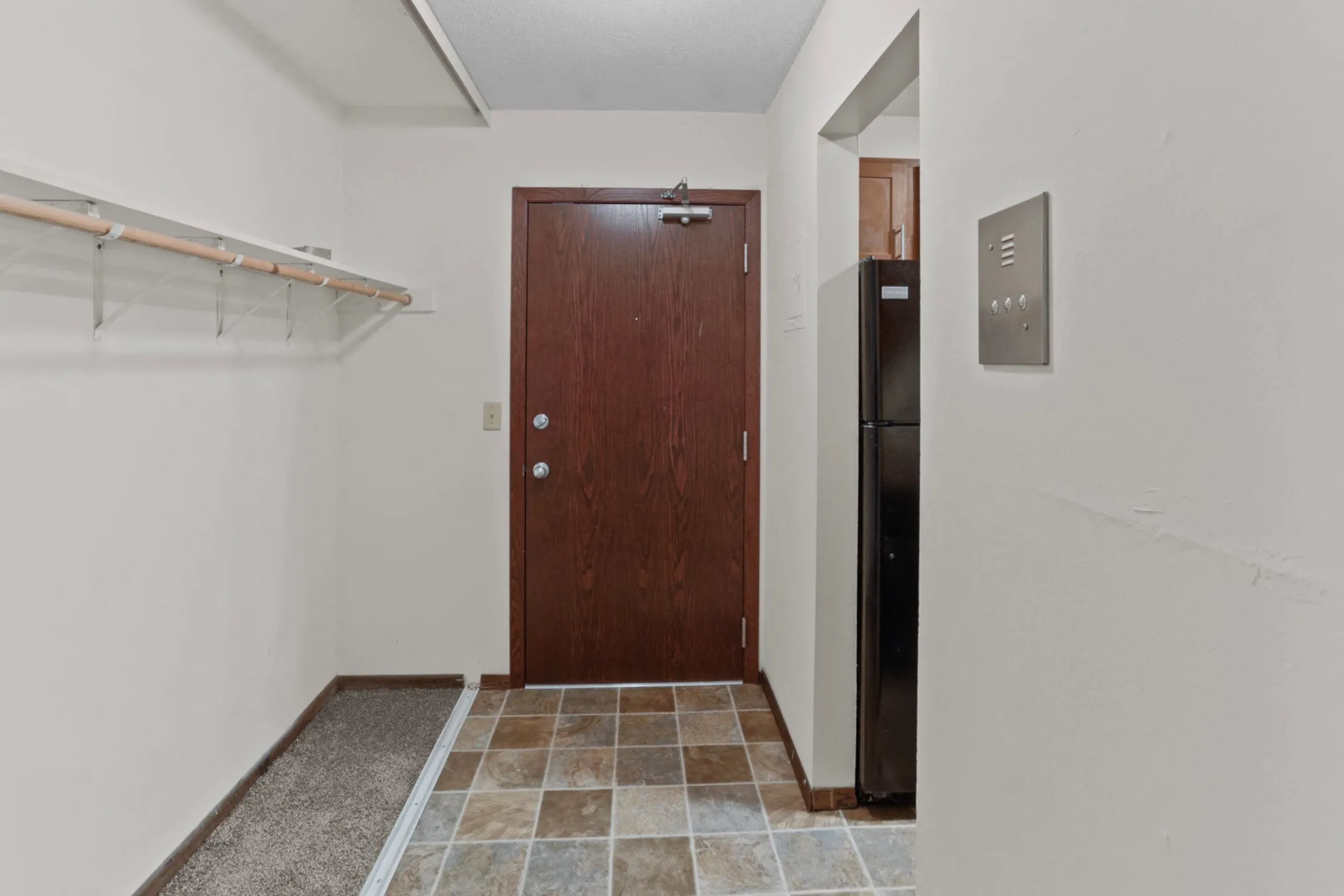 Parkridge Way Apartments New Hope, MN 55428