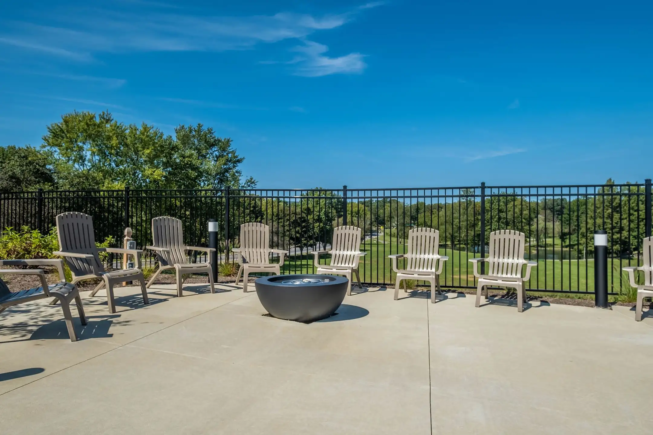 Foxridge Apartment Homes 750 Hethwood Blvd Blacksburg, VA