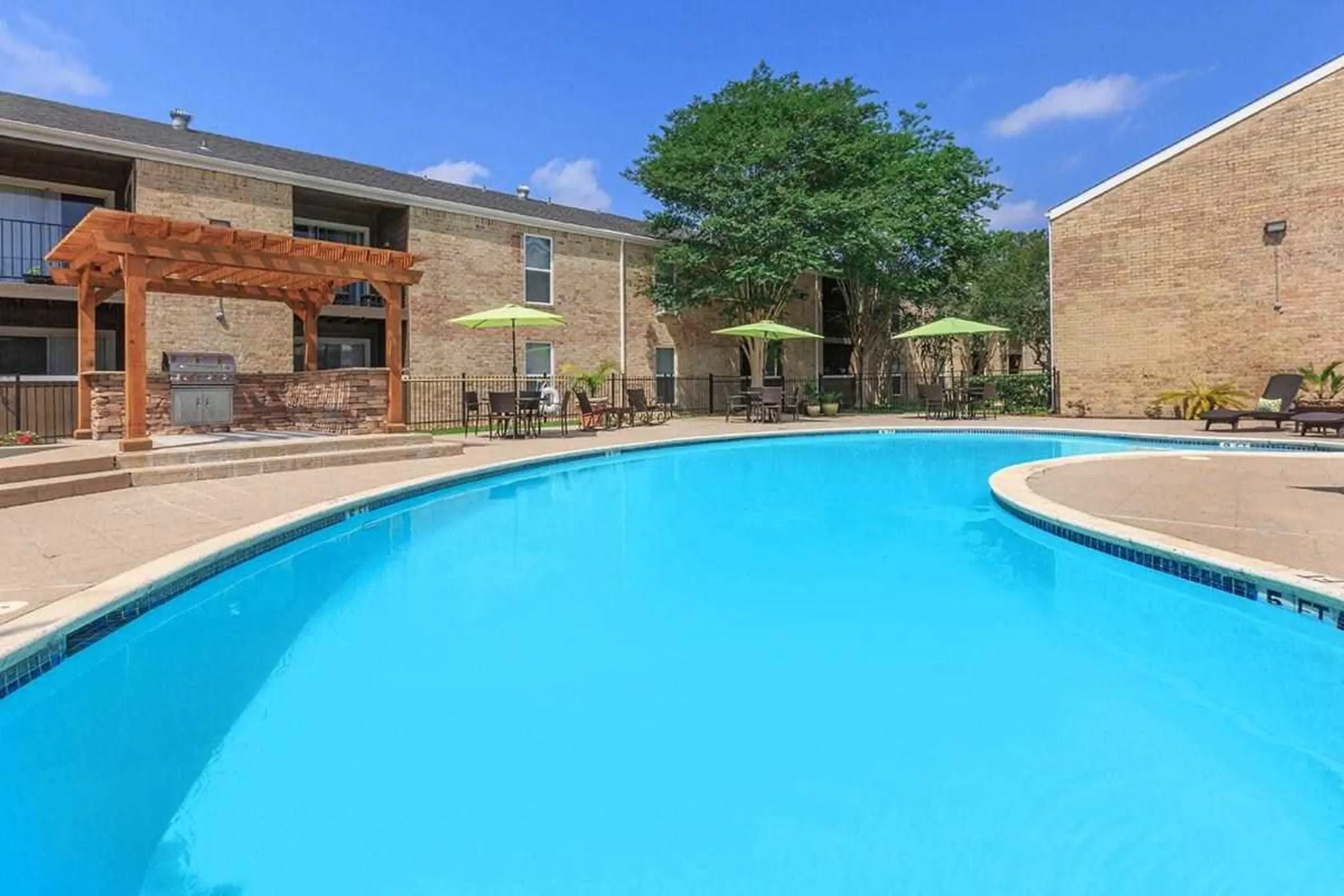 Pool - Woodland Hills Village - Kingwood, TX
