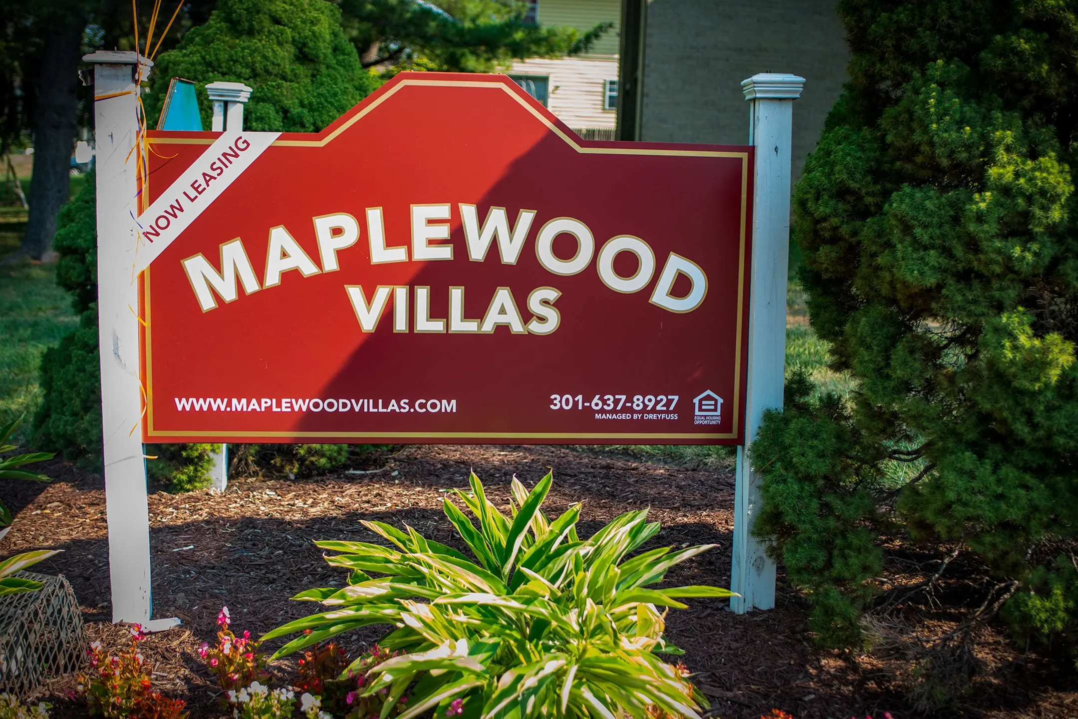 Community Signage - Maplewood Villas - Gaithersburg, MD