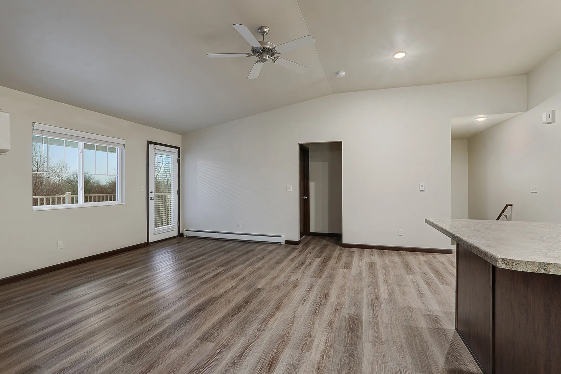 Sand Lake Apartments 3000 Quarry Park Dr. De Pere, WI Apartments