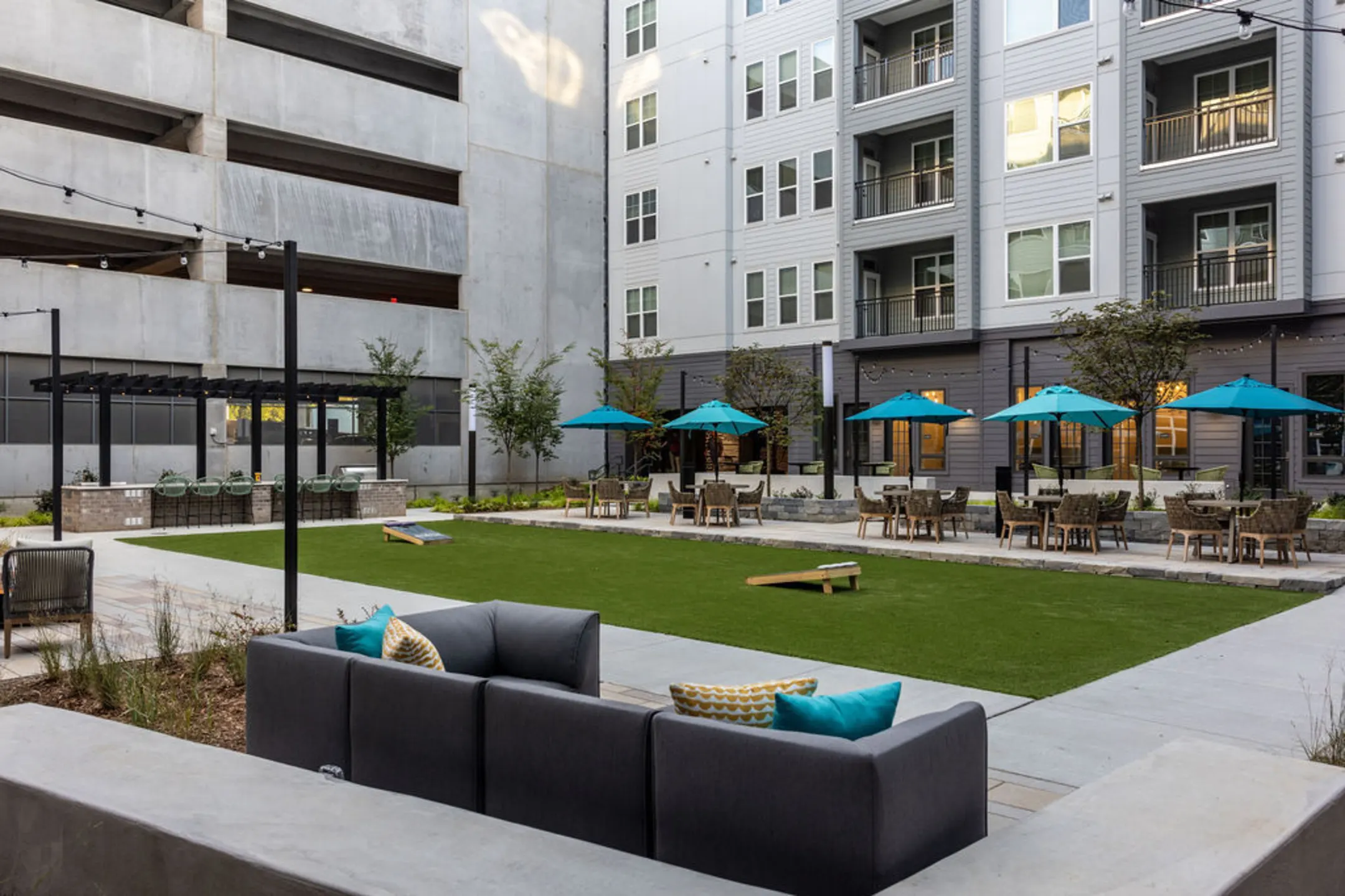 Broadstone Optimist Park 2010 N Brevard St Charlotte, NC Apartments