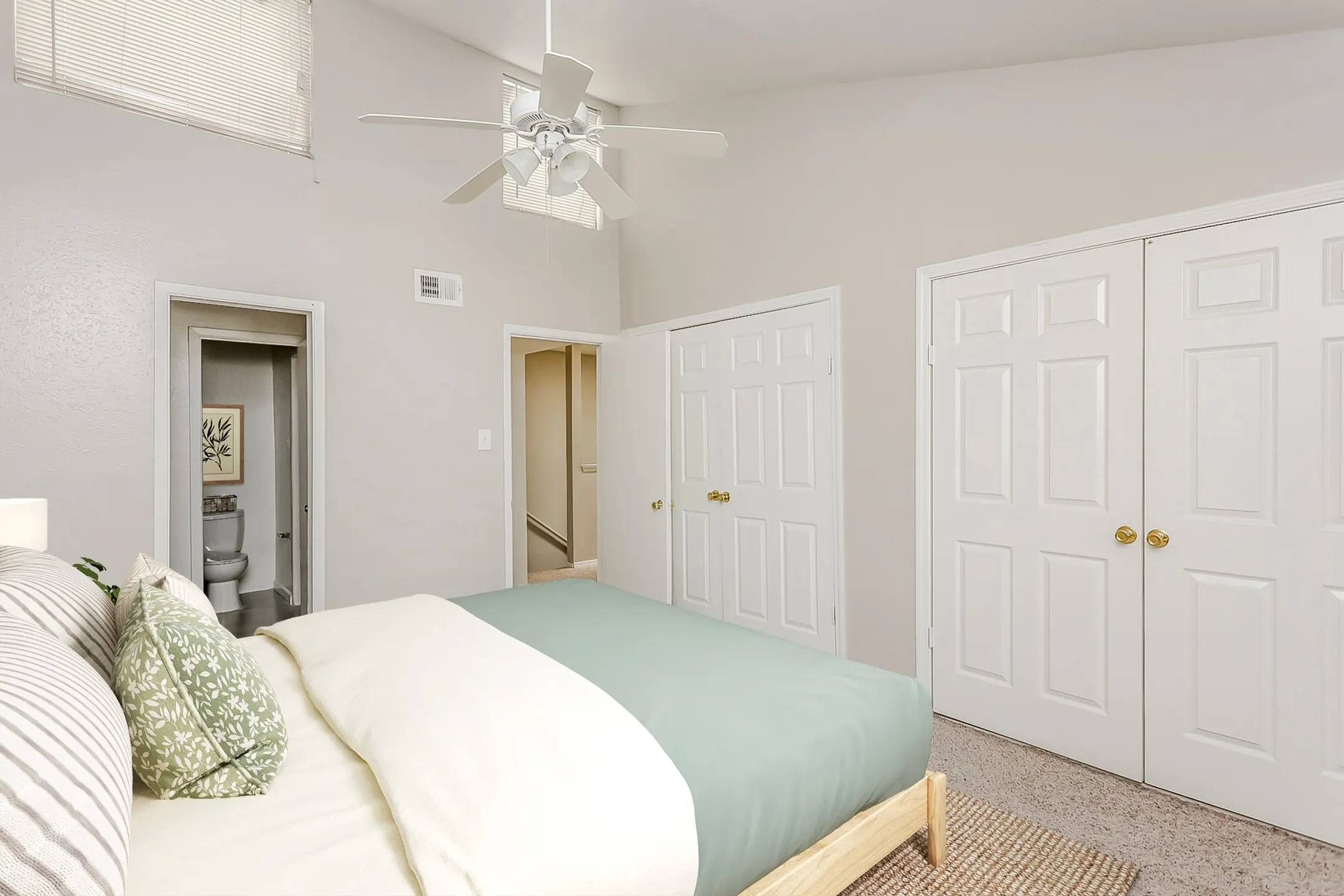 Huntington Village and Cambridge Crossing Apartments Houston, TX 77099