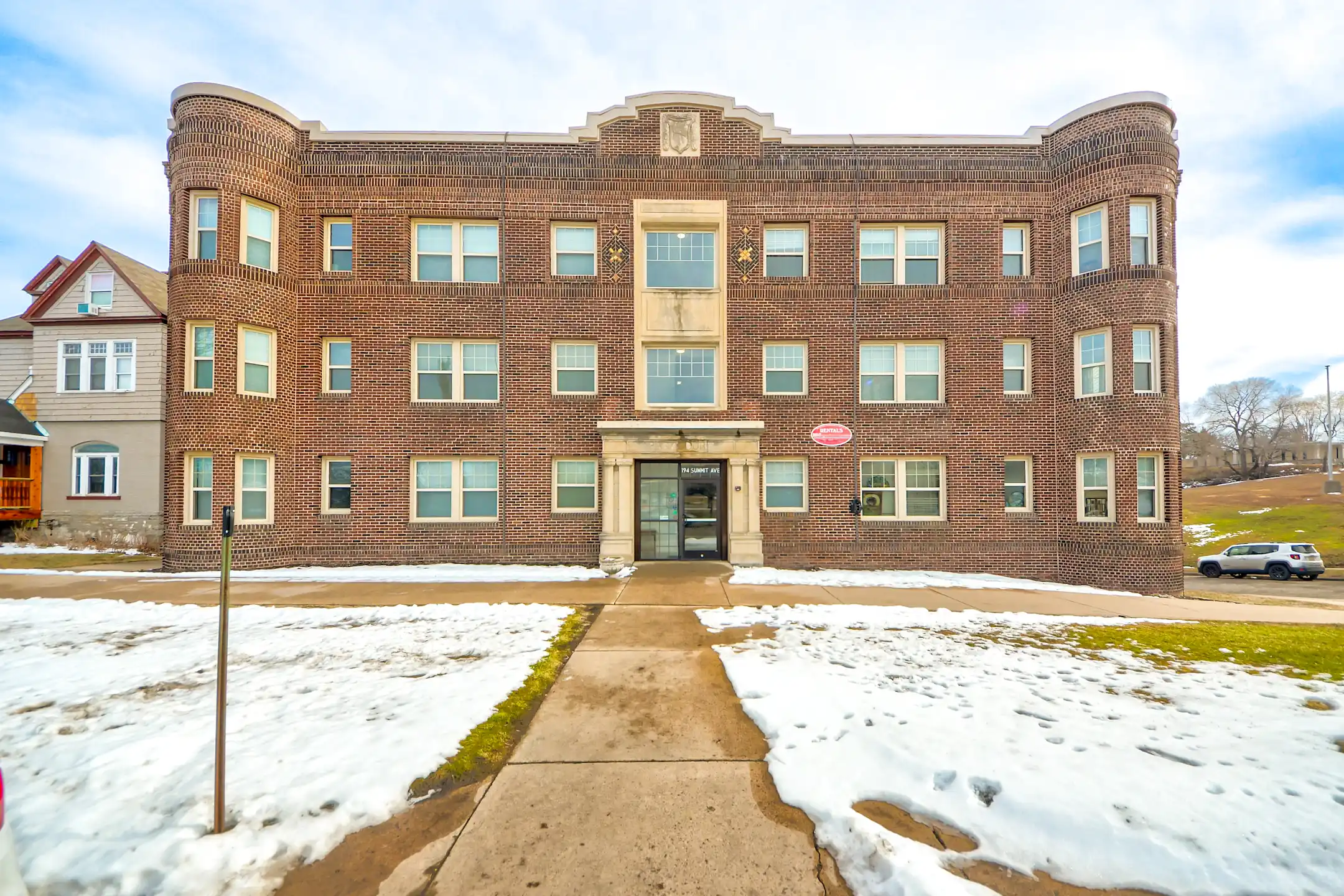 Summit Hill Apartments 194 Summit Ave Saint Paul, MN Apartments for