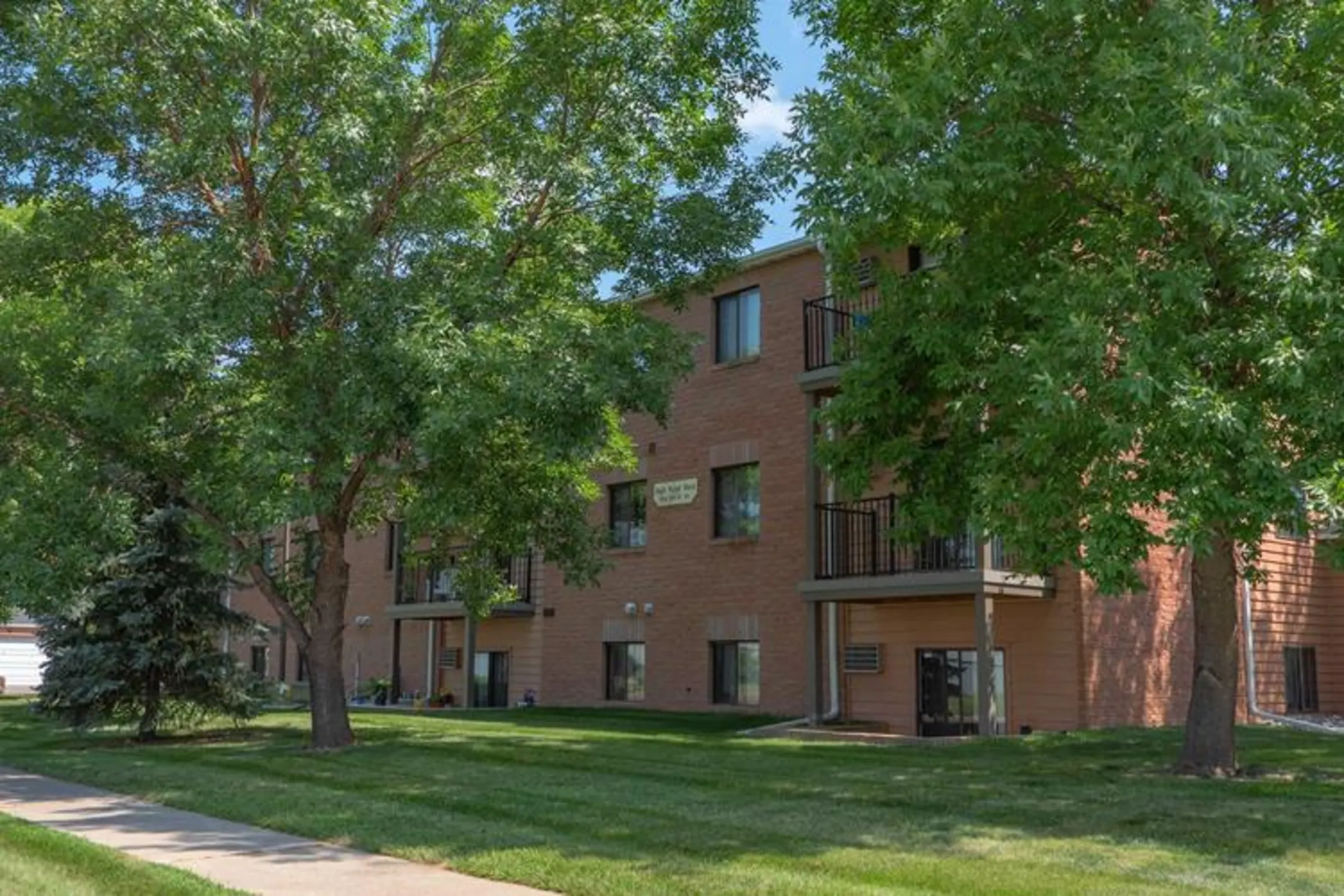 South Central Apartments Apartments Fargo, ND 58103