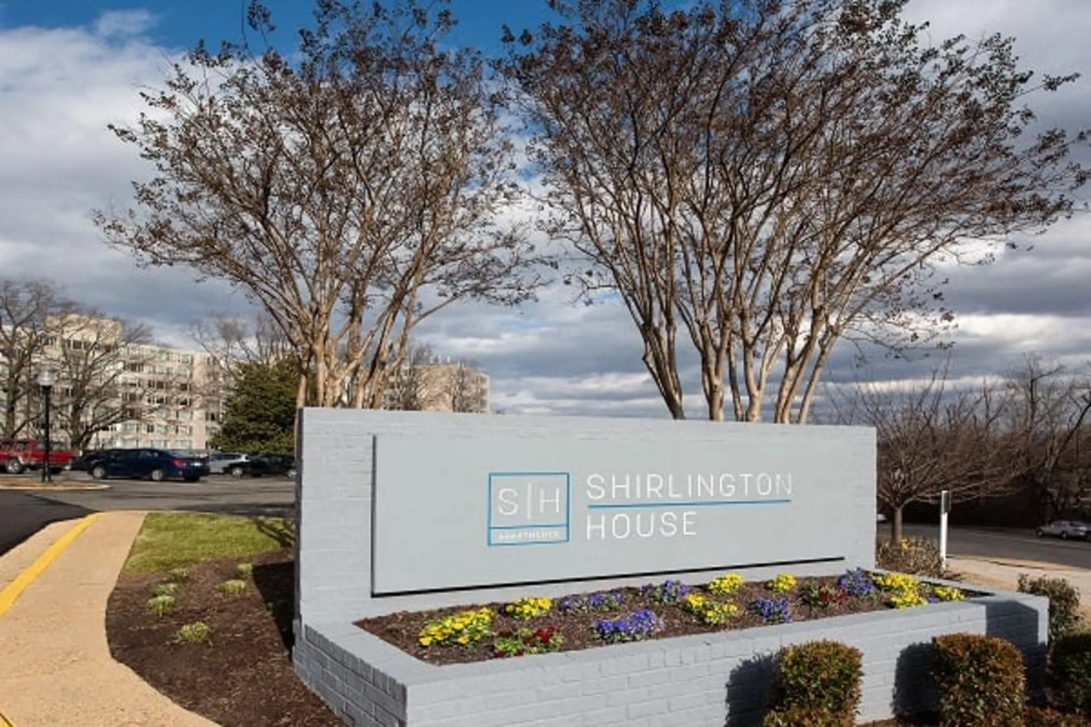 Community Signage - Shirlington House - Arlington, VA