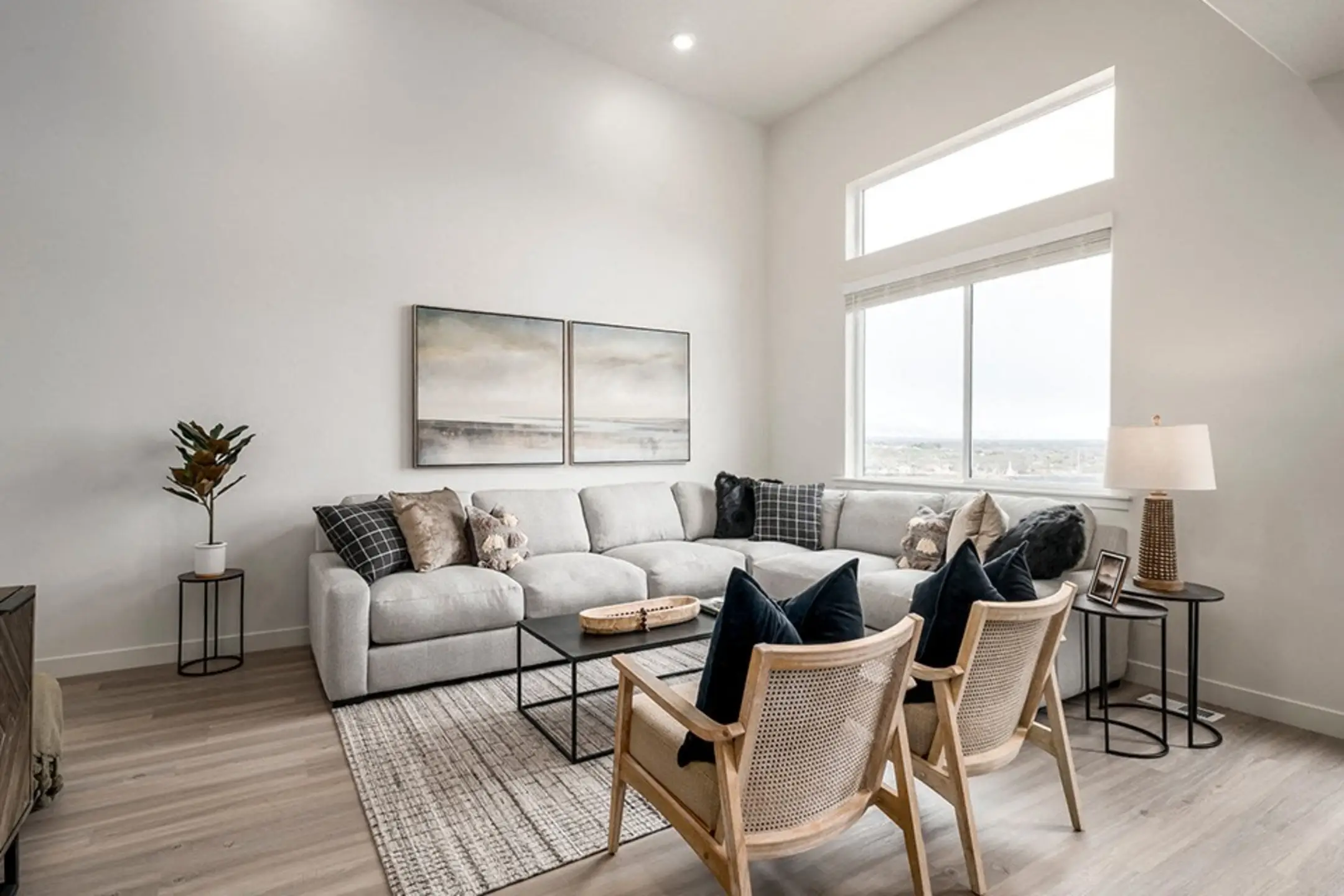 Banner Hill 15542 Plentiful Way Bluffdale, UT Townhomes for Rent