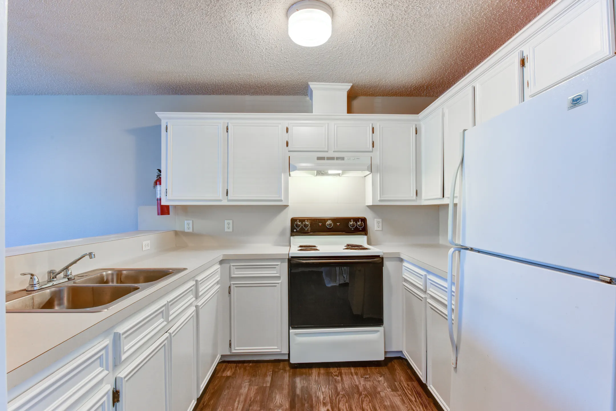 McIntyre Apartments 1608 W. McIntyre Street Edinburg, TX Apartments