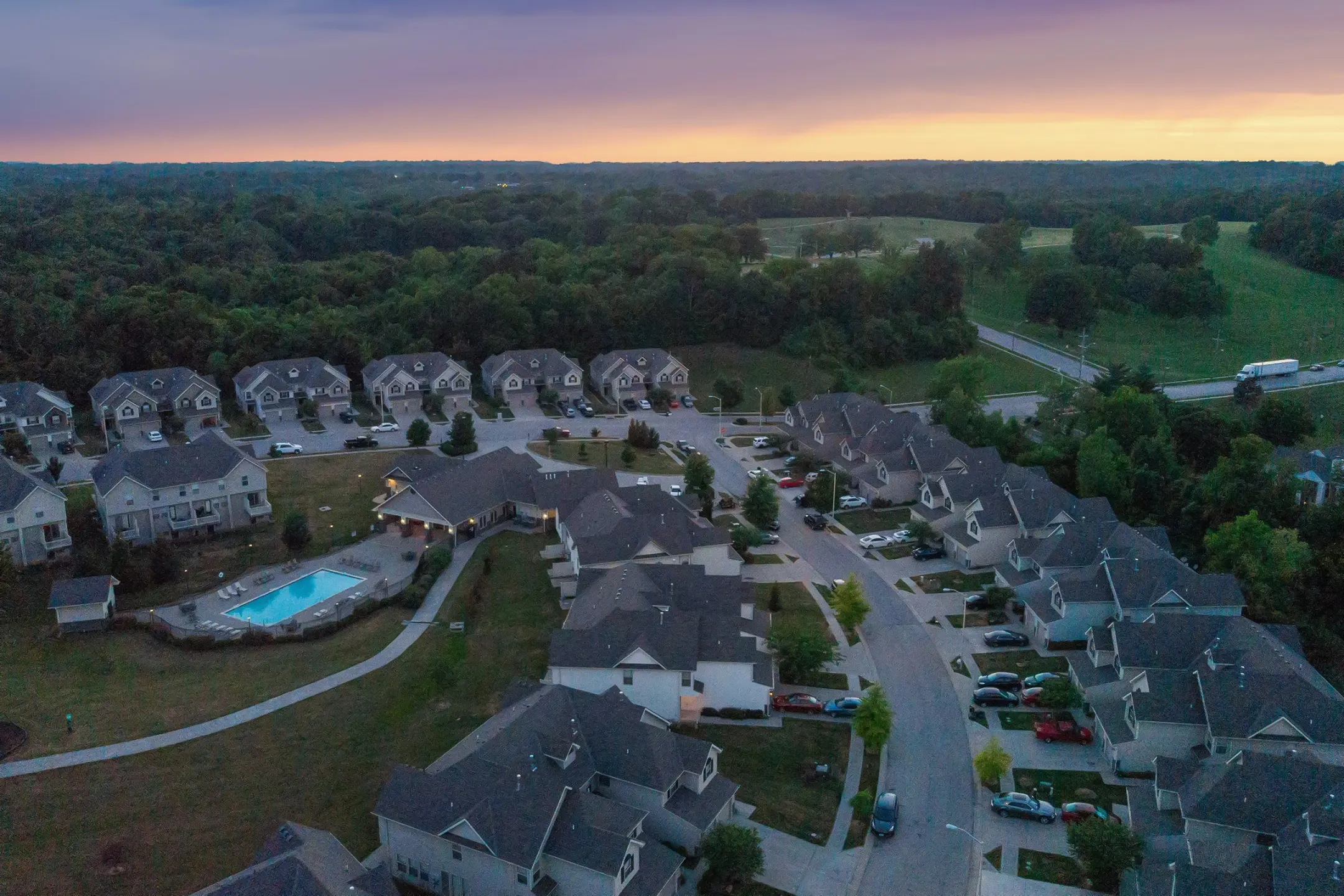 Bennington Park Townhomes Apartments - Kansas City, MO 64117