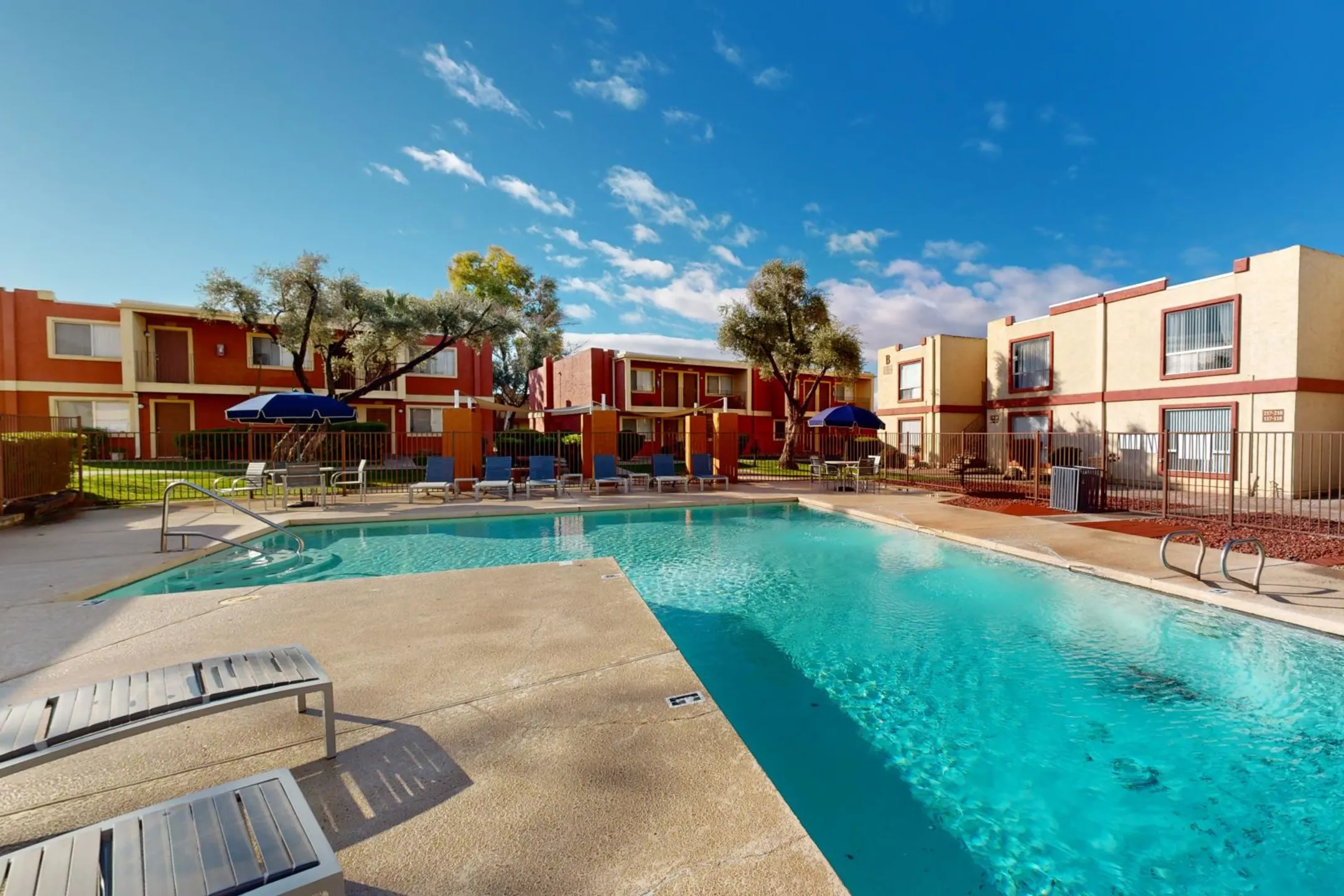 Pool - La Terraza - Phoenix, AZ