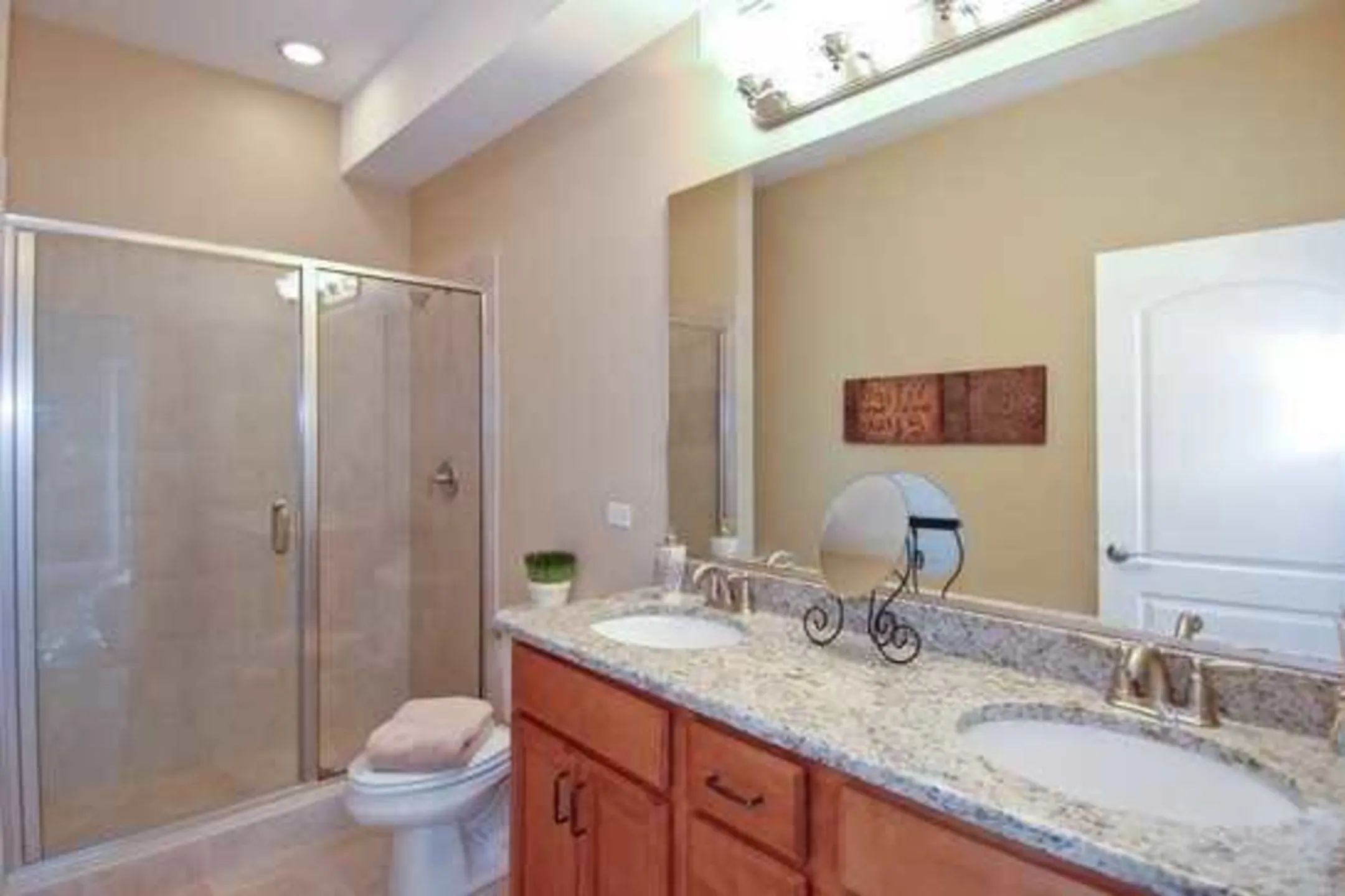 Bathroom - River Place Luxury Residences - McHenry, IL