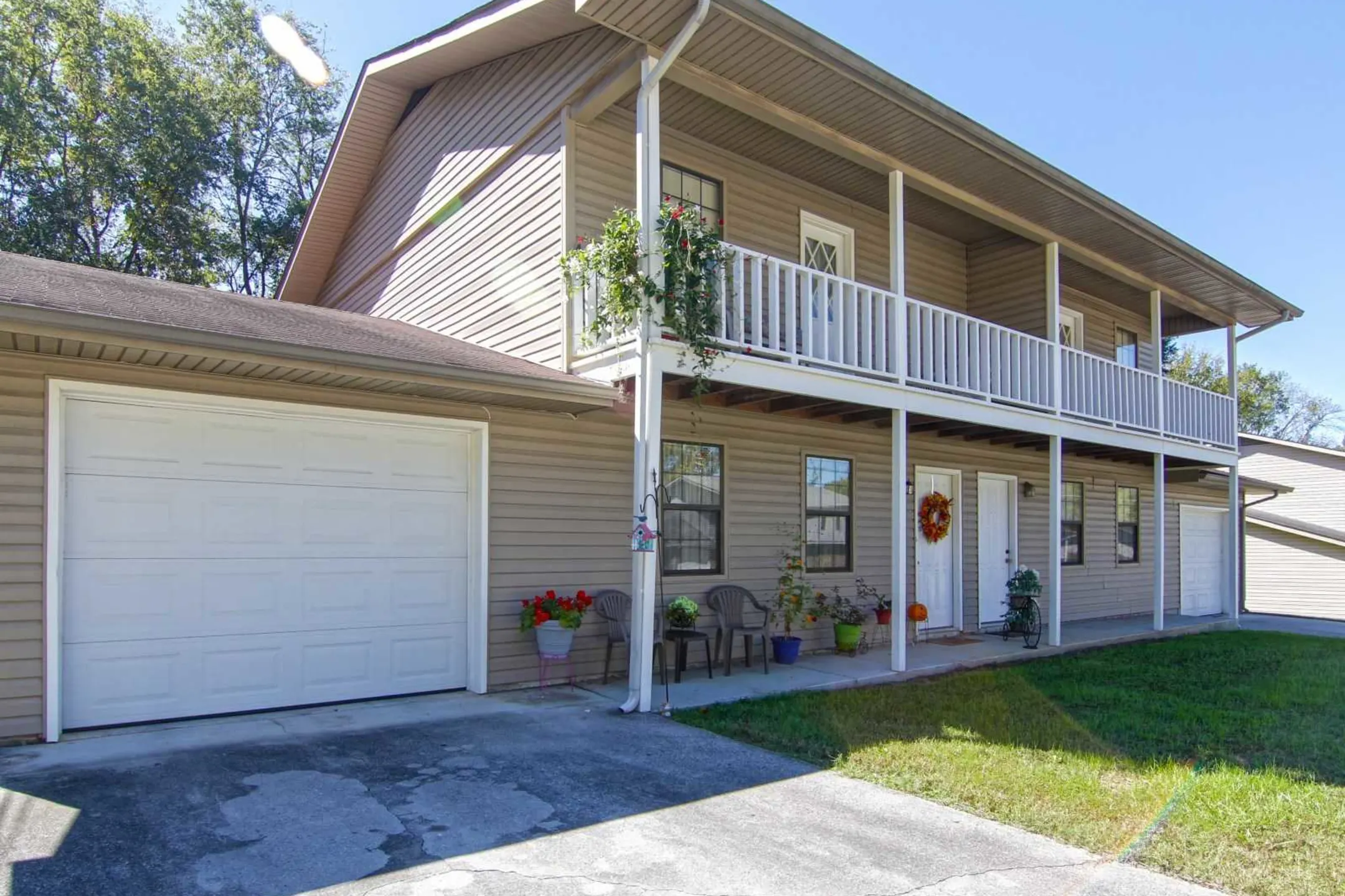 Tiffany Lane Duplexes 6933 Tiffany Ln Chattanooga, TN Apartments