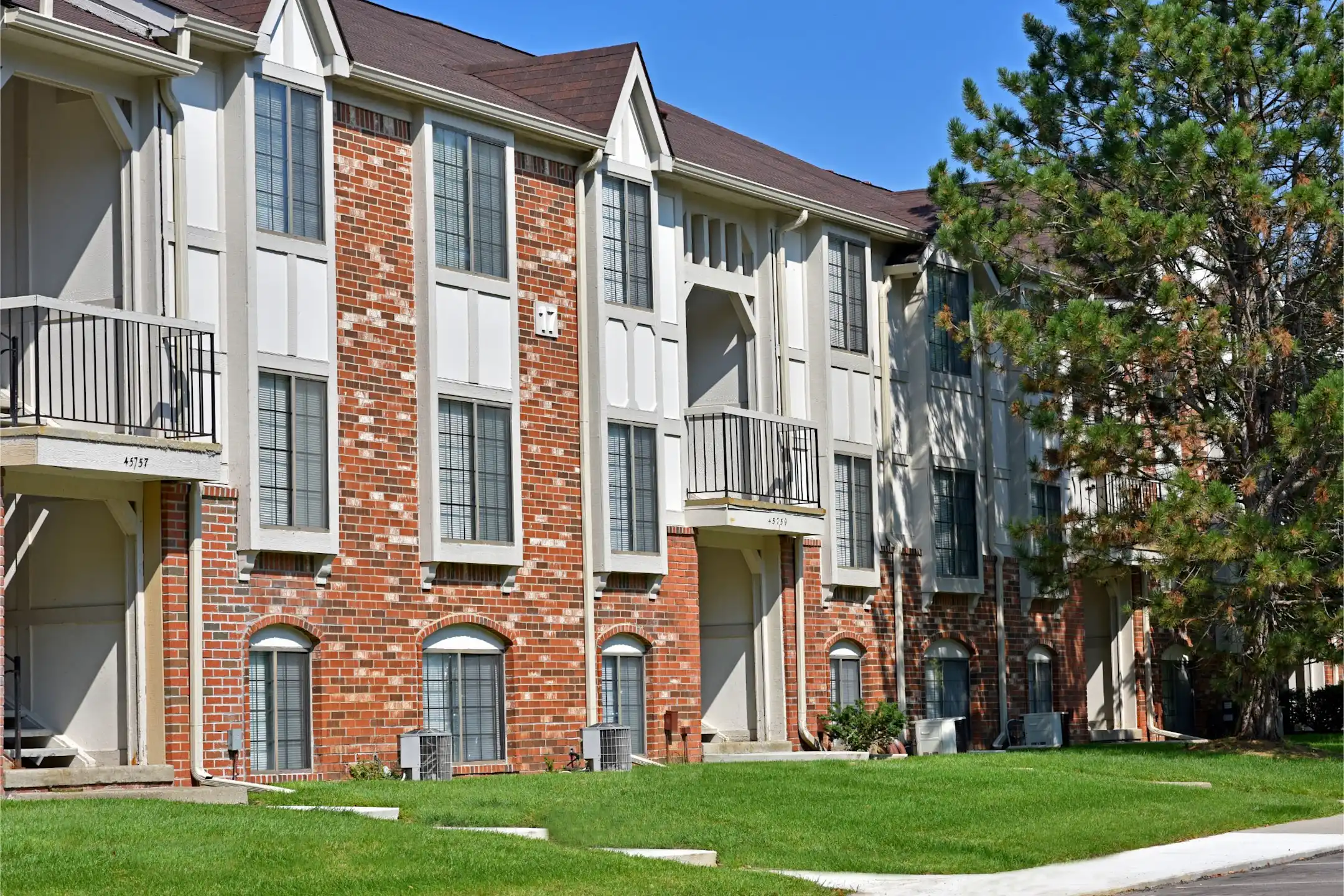 The Springs Apartments Novi, MI 48377