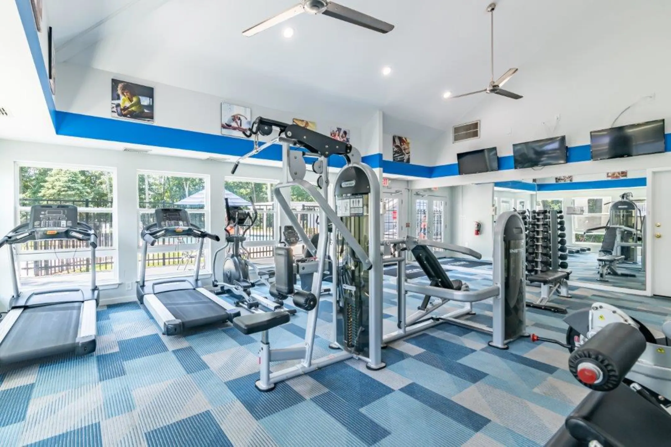 Fitness Weight Room - The Landings Apartment Homes - Absecon, NJ