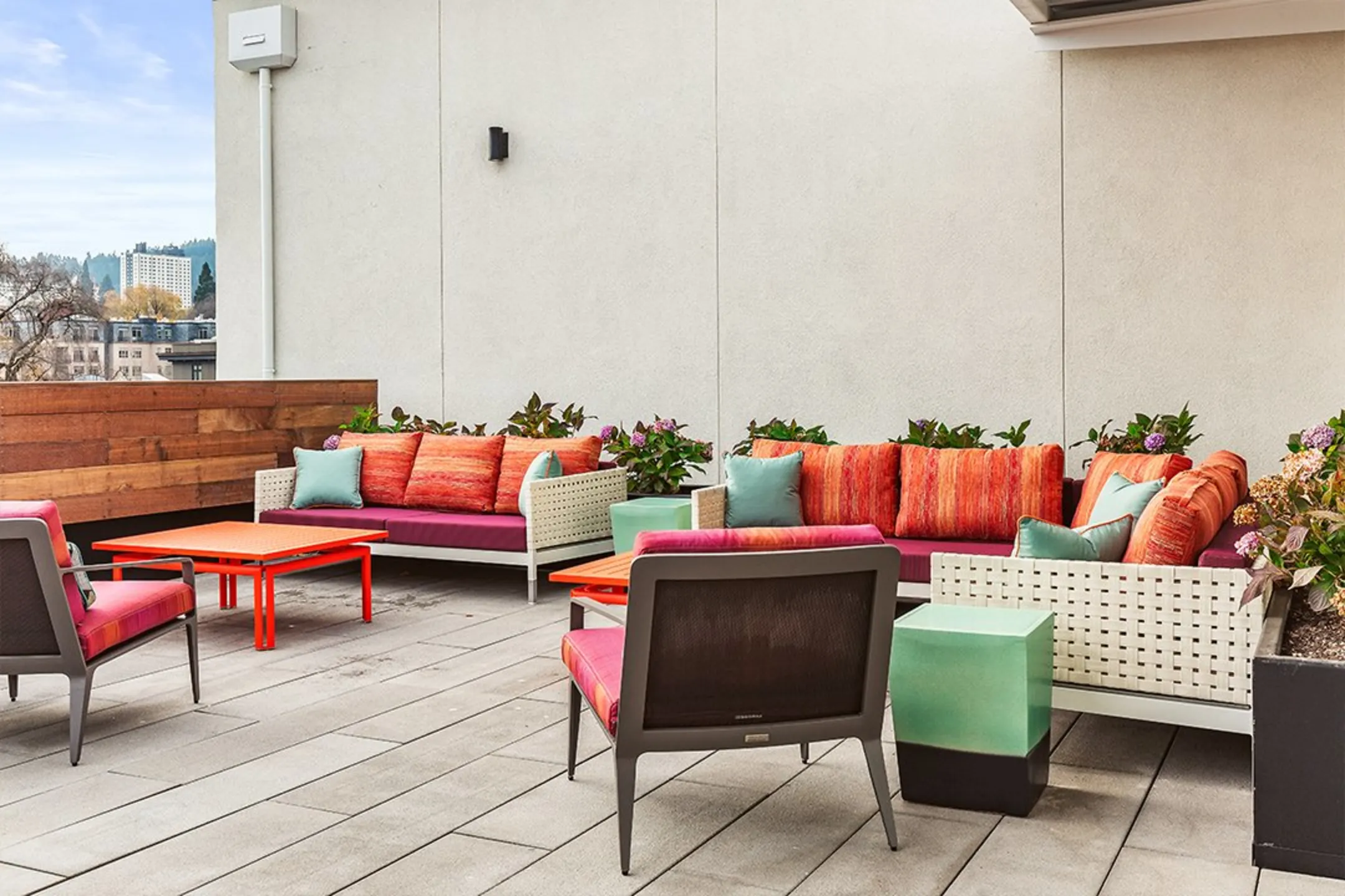 Patio / Deck - Maestro - Portland, OR