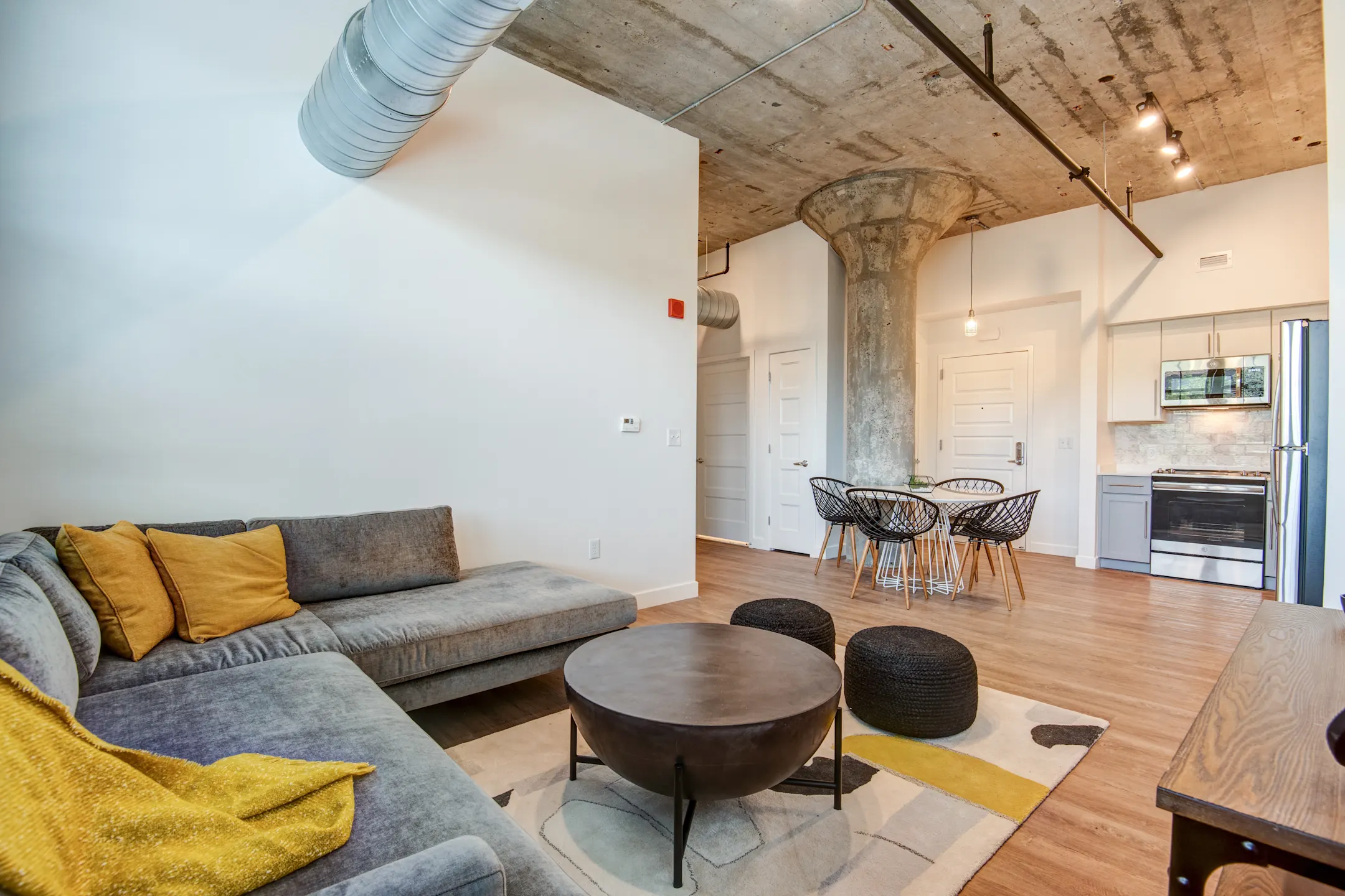 Montgomery Mill Apartments Windsor Locks, CT 06096