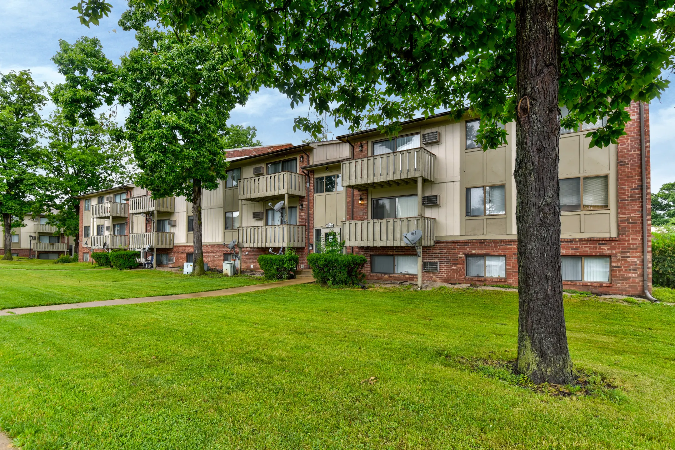Waterview Estates 2320 N Vermilion St Danville, IL Apartments for