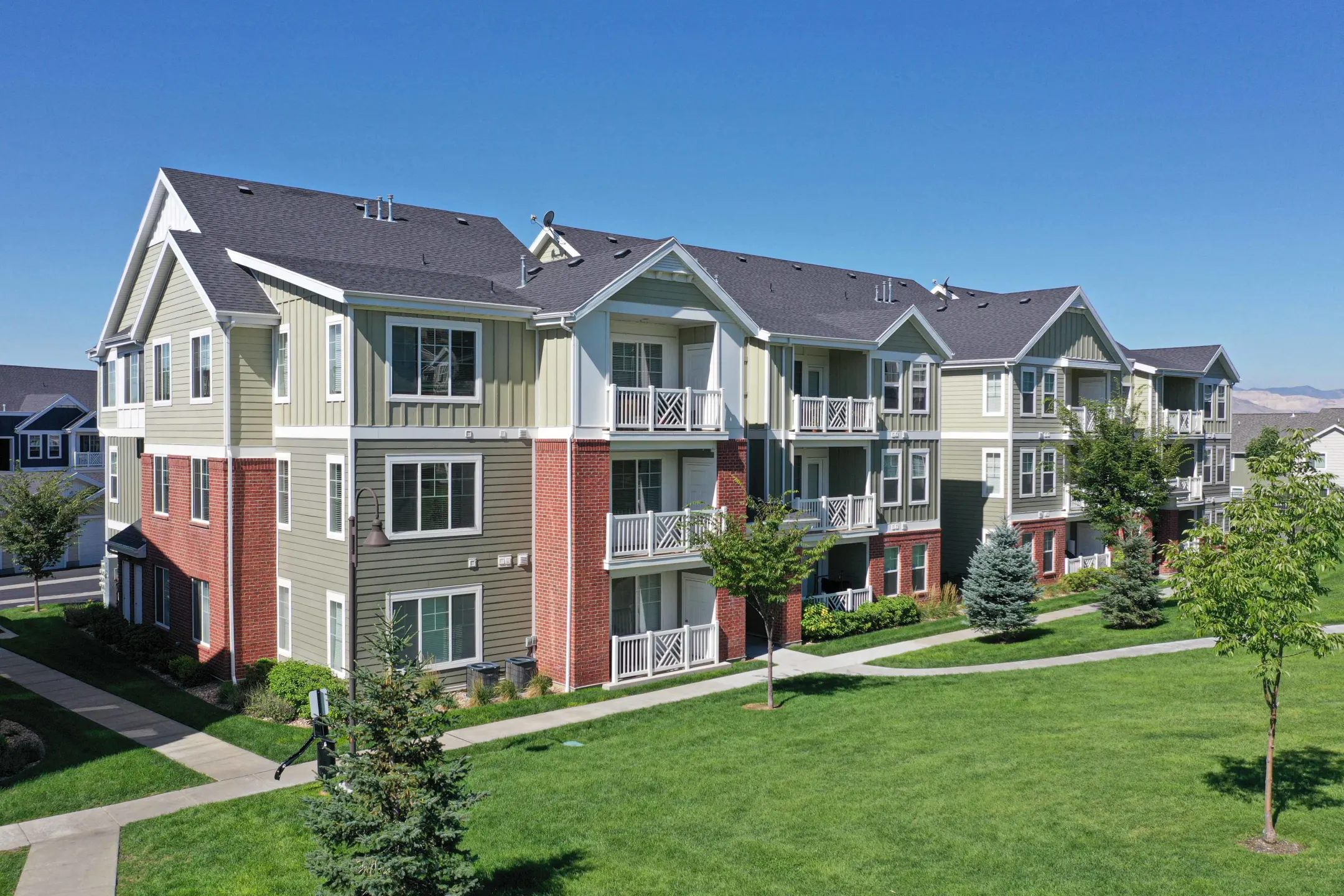 Cresthaven Apartments Lehi, UT 84043