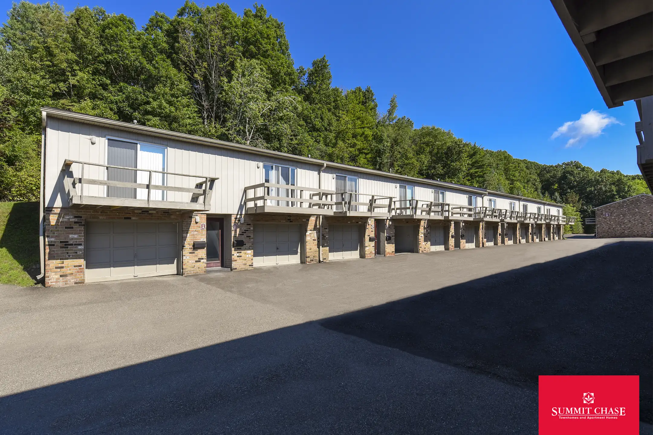 Summit Chase Townhomes & Apartment Homes 1 Jane Lacey Dr Endicott