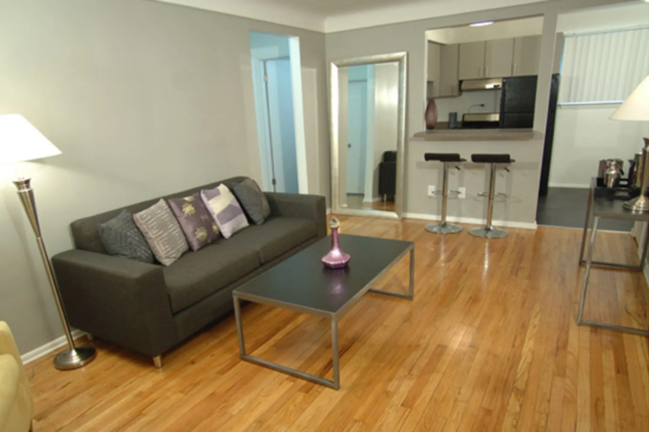 Living Room - Metropolitan Flats - Royal Oak, MI