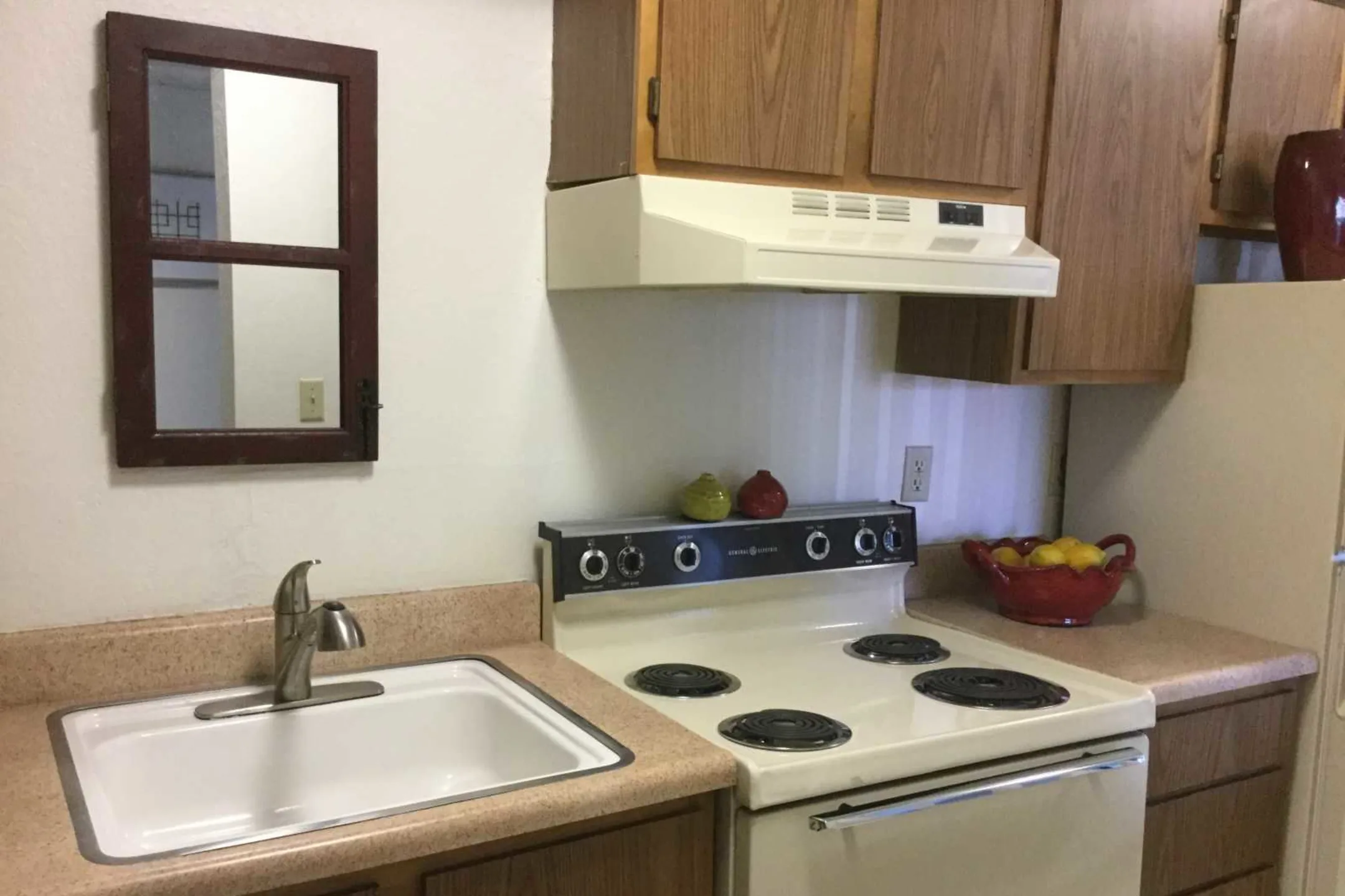 Kitchen - Council Place - Oklahoma City, OK