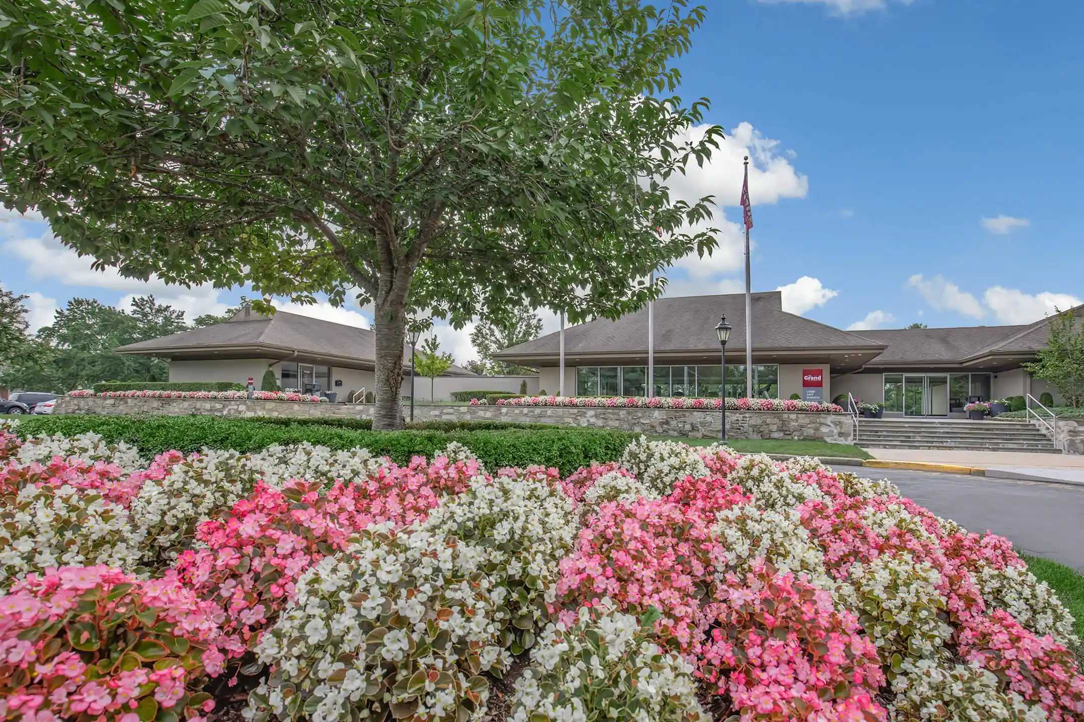 The Grand at Neshaminy - Bensalem, PA
