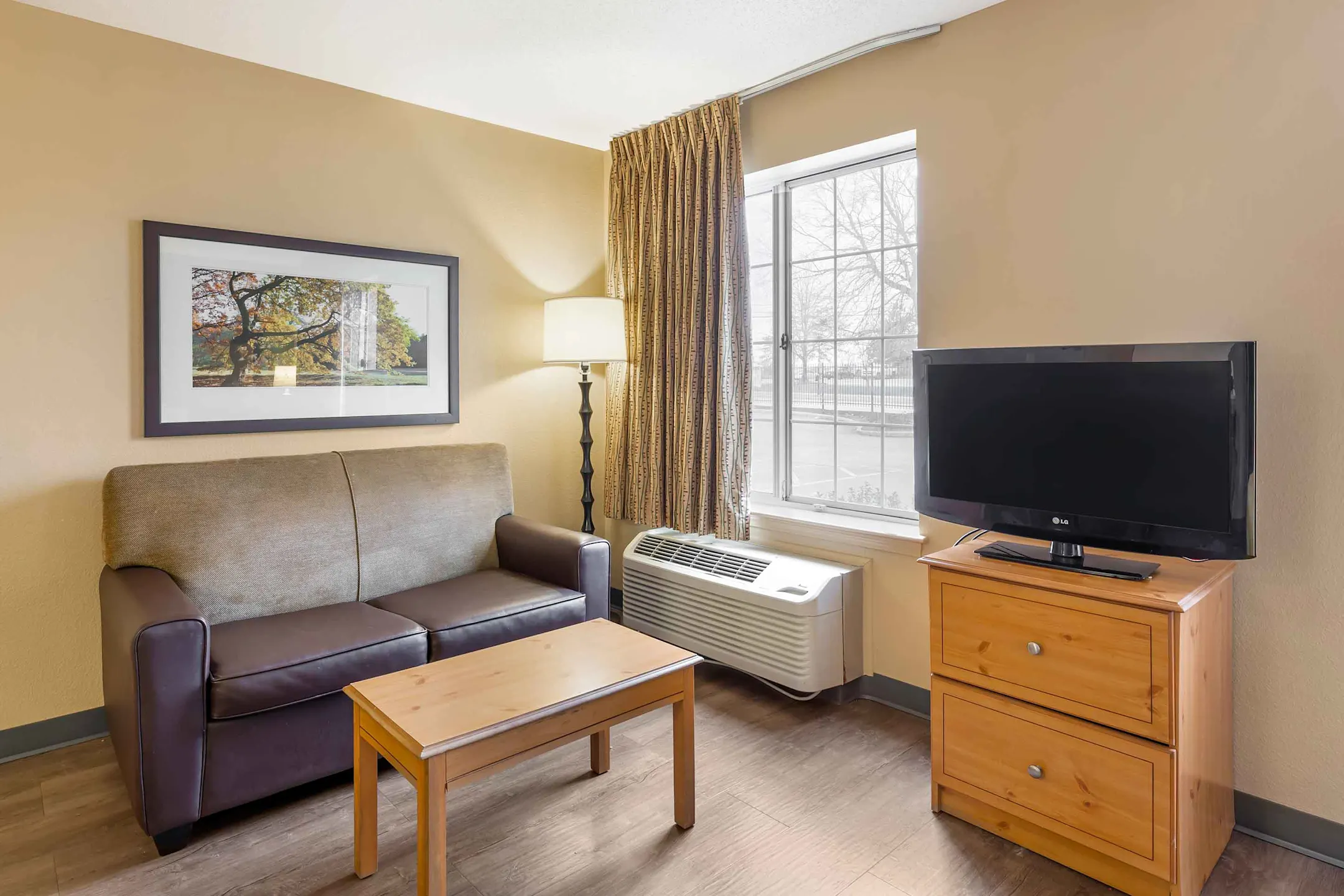 Furnished Studio Cleveland Beachwood Orange Place North