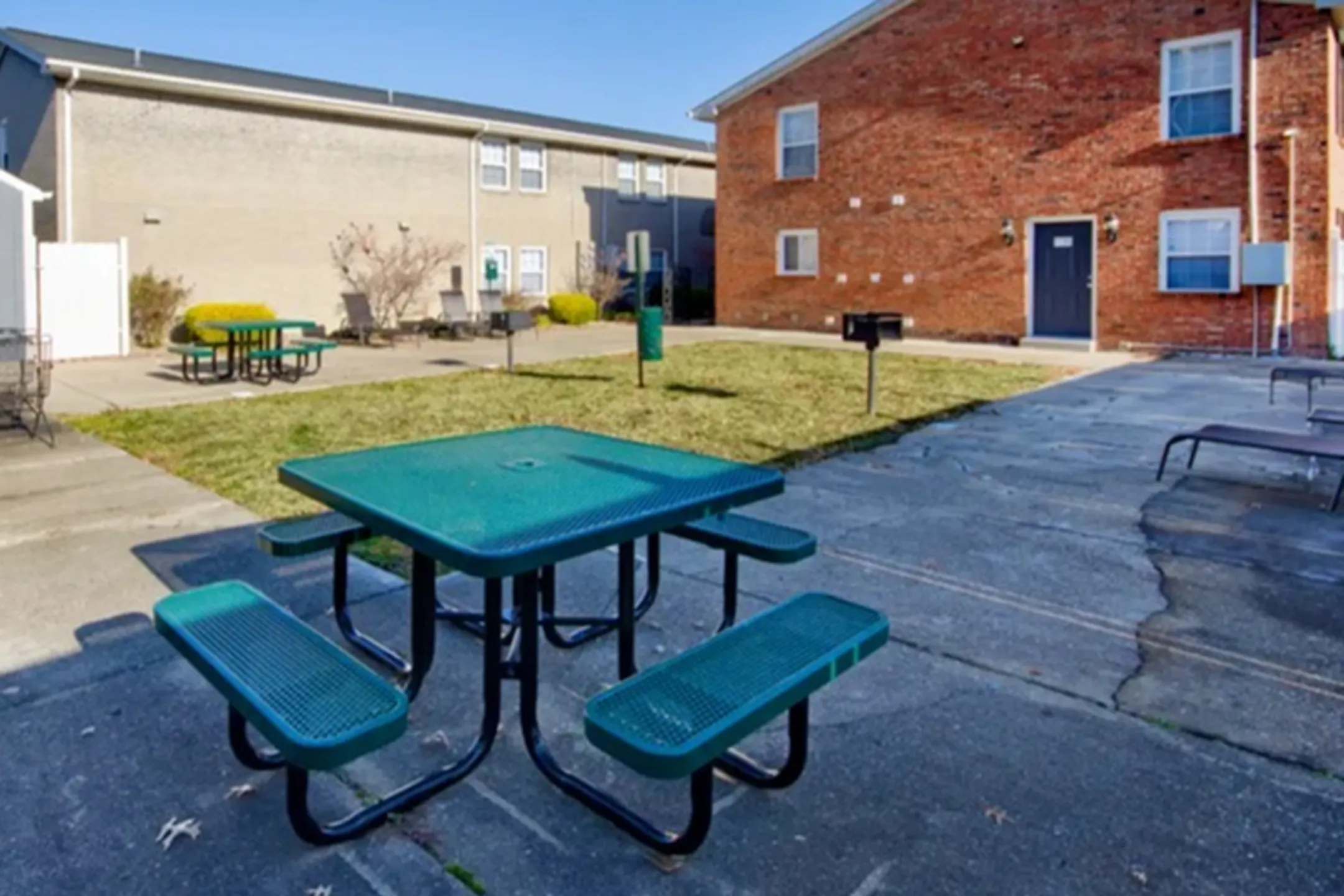 Locust Grove Apartments 2741 Charlestown Rd New Albany, IN